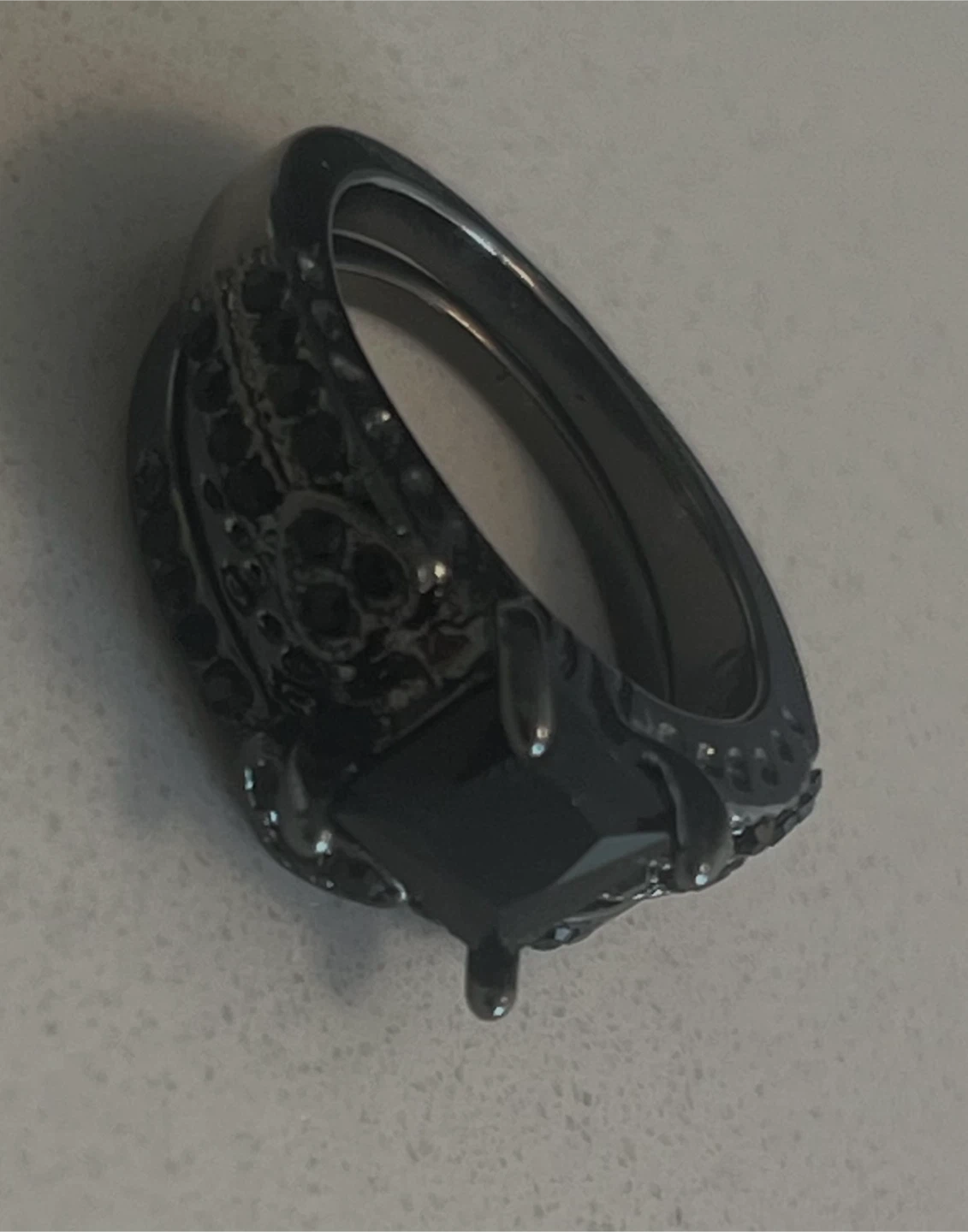 Black Square Cut Gemstone Ring Set - photo 4
