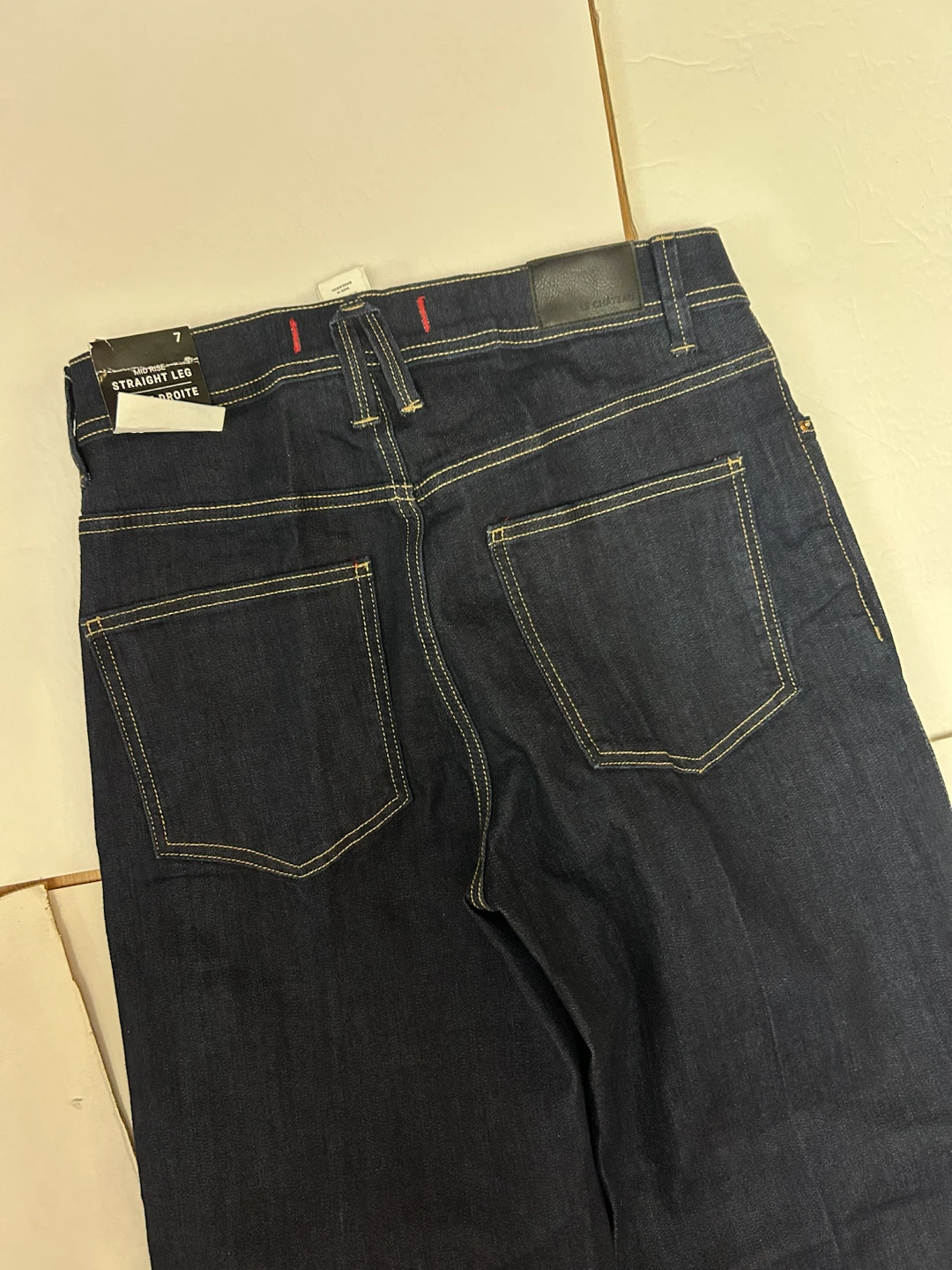 Le Château Straight Leg Jeans - Size 7 - photo 5