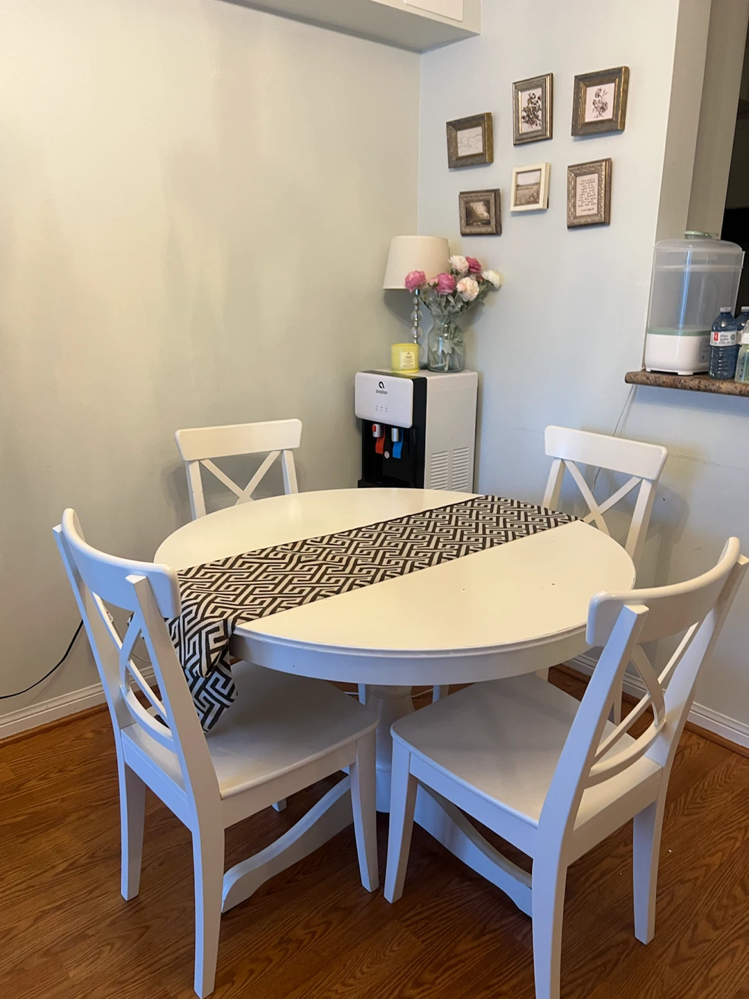 IKEA Extendable Dining Table with 4 Chairs