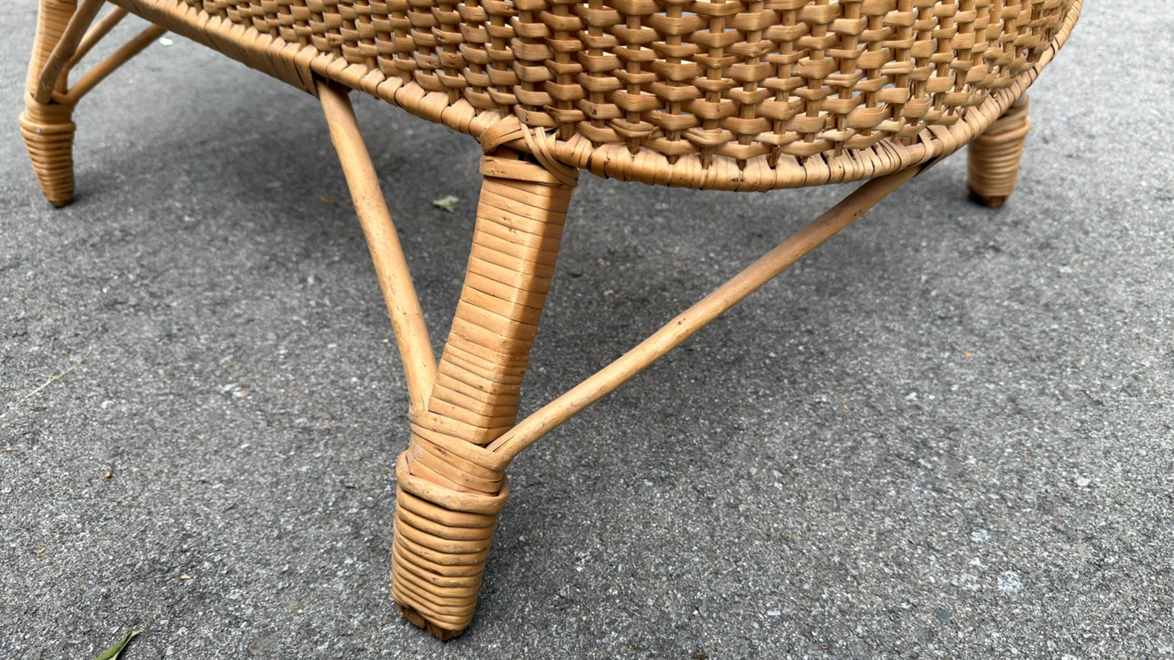 Vintage Wicker Bassinet - photo 4