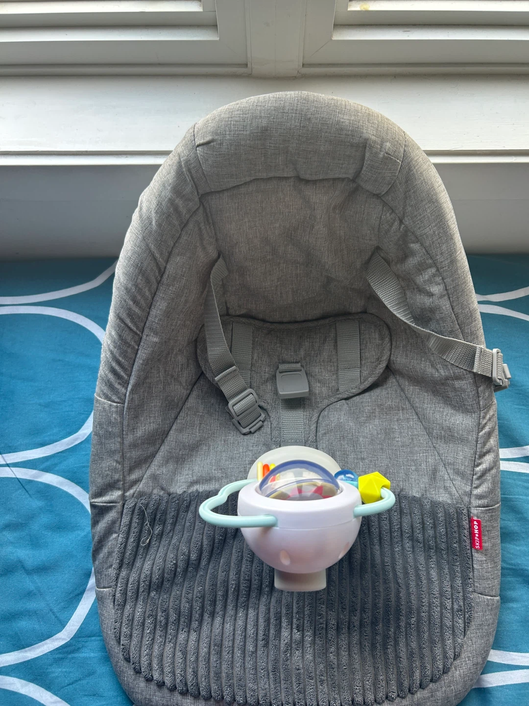 Baby Ergonomic Activity Floor Seat for Upright Sitting