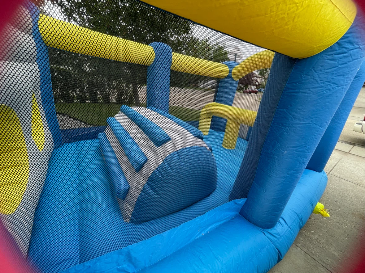 Little Tikes Inflatable Bouncer with Slide - photo 5