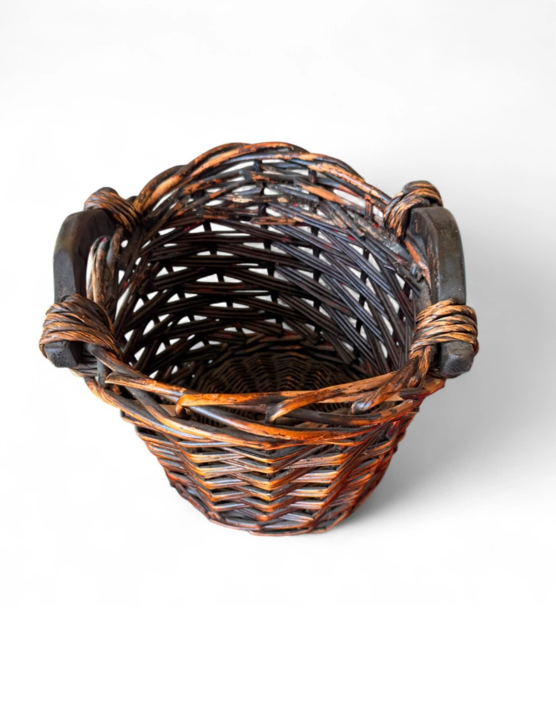 NWOT Handwoven Brown Wicker Round Storage Basket with Handles - photo 2