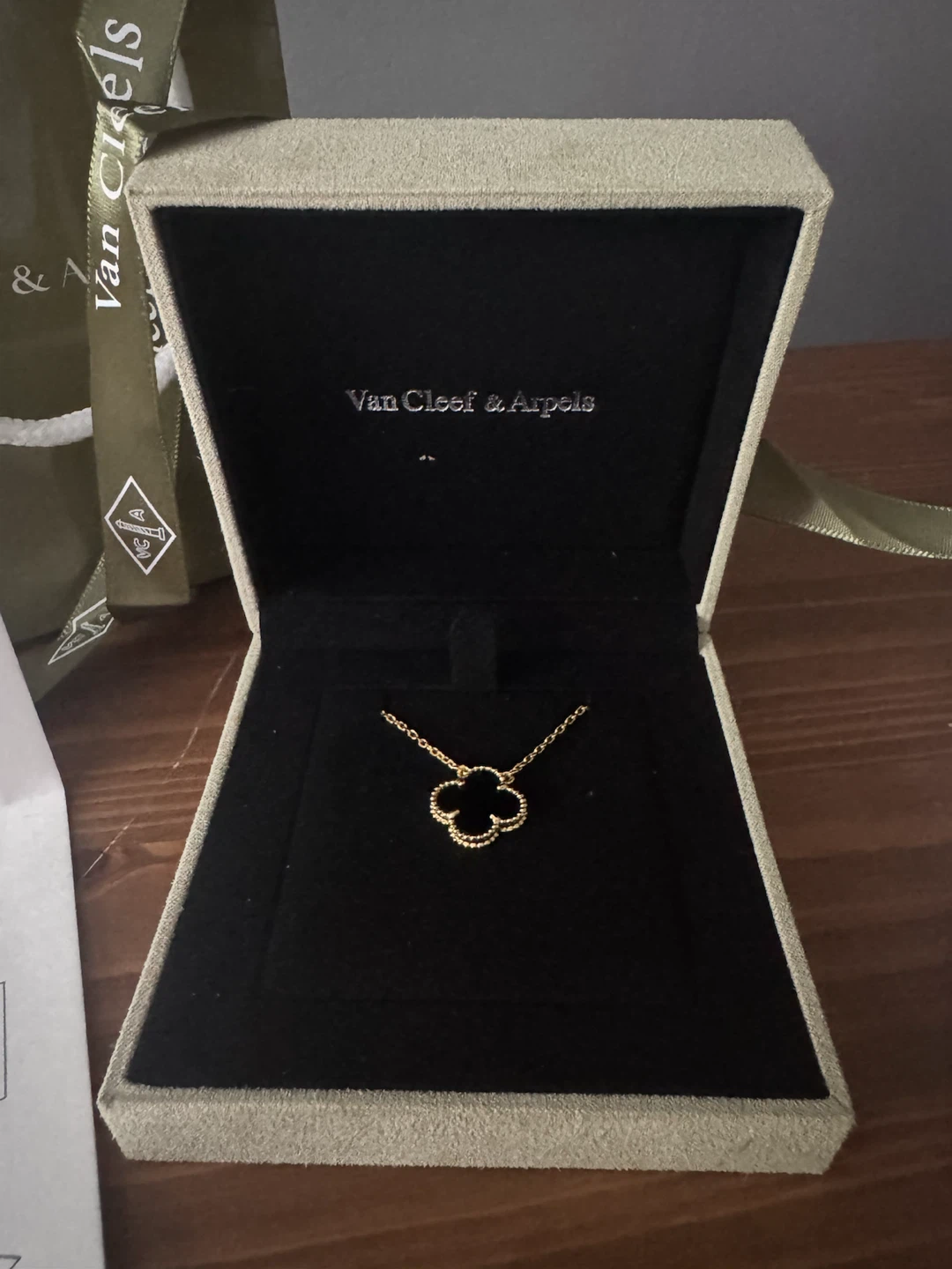 Van Cleef & Arpels Alhambra Necklace - photo 2