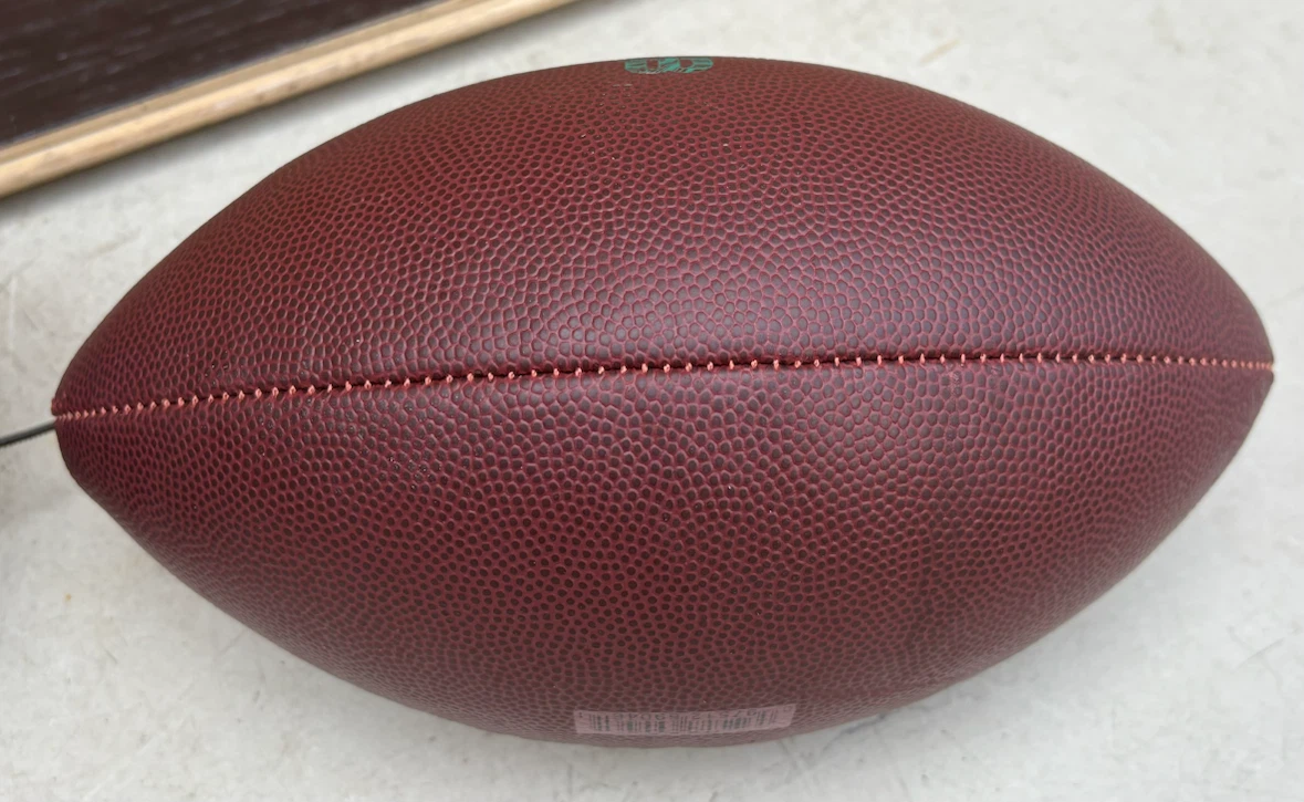 Wilson Ignition Pro Junior Football - photo 2