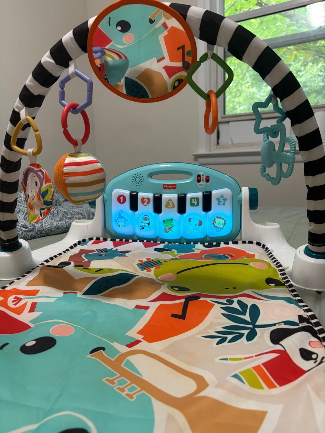 Fisher-Price Play Mat & Kick & Play Piano Gym - photo 4
