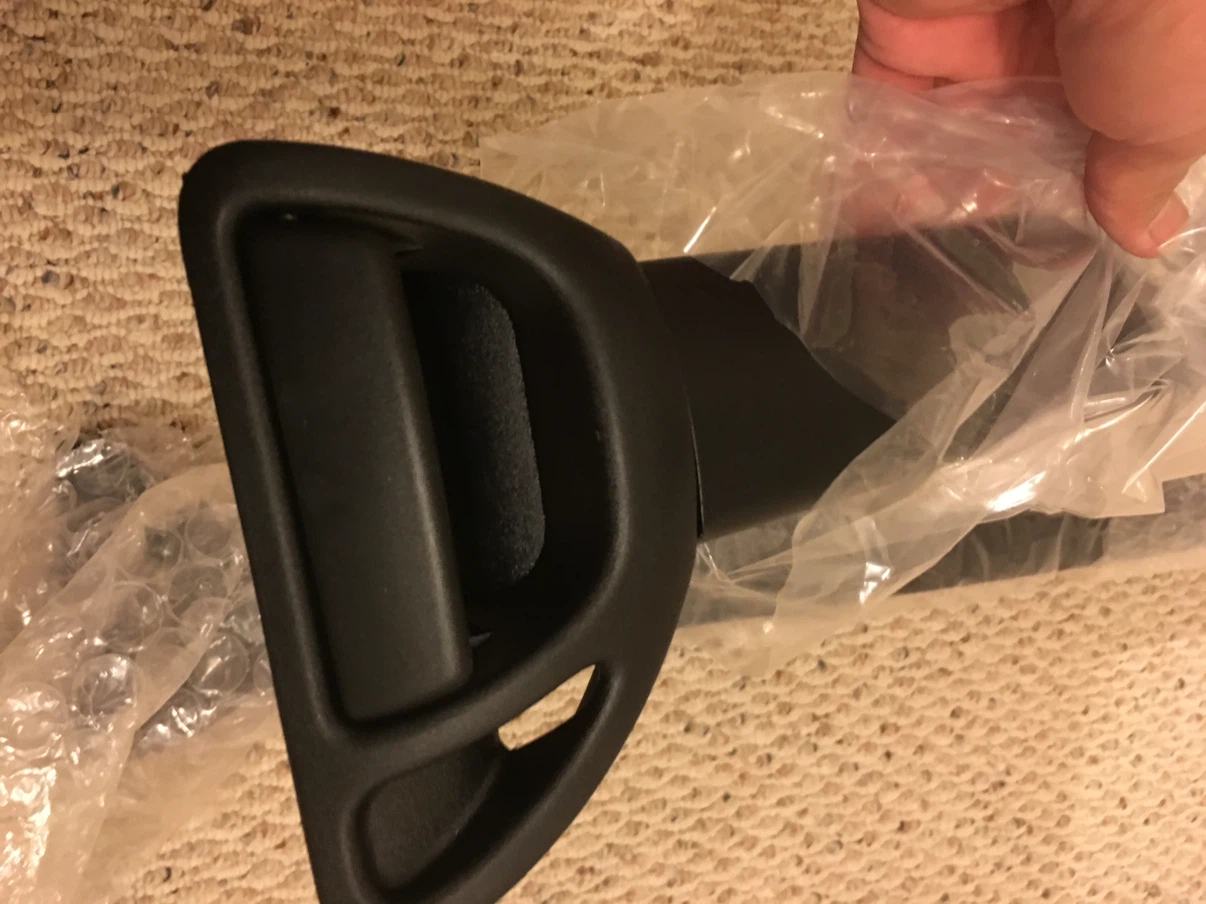 GM/CHEVY AVALANCHE ROOF RACK CROSS BAR - photo 2