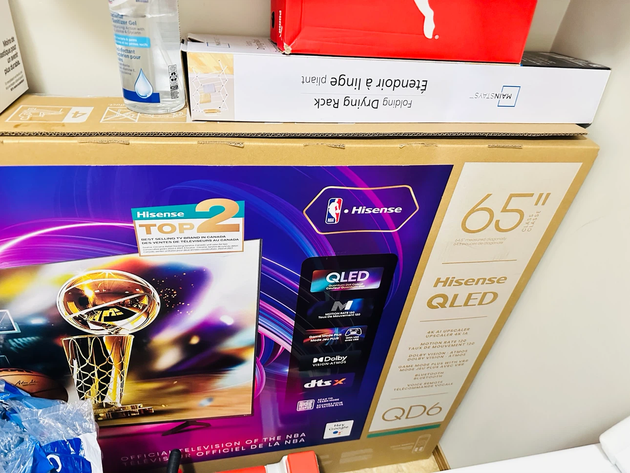 65” Hisense qled smart tv and tv stand - photo 2