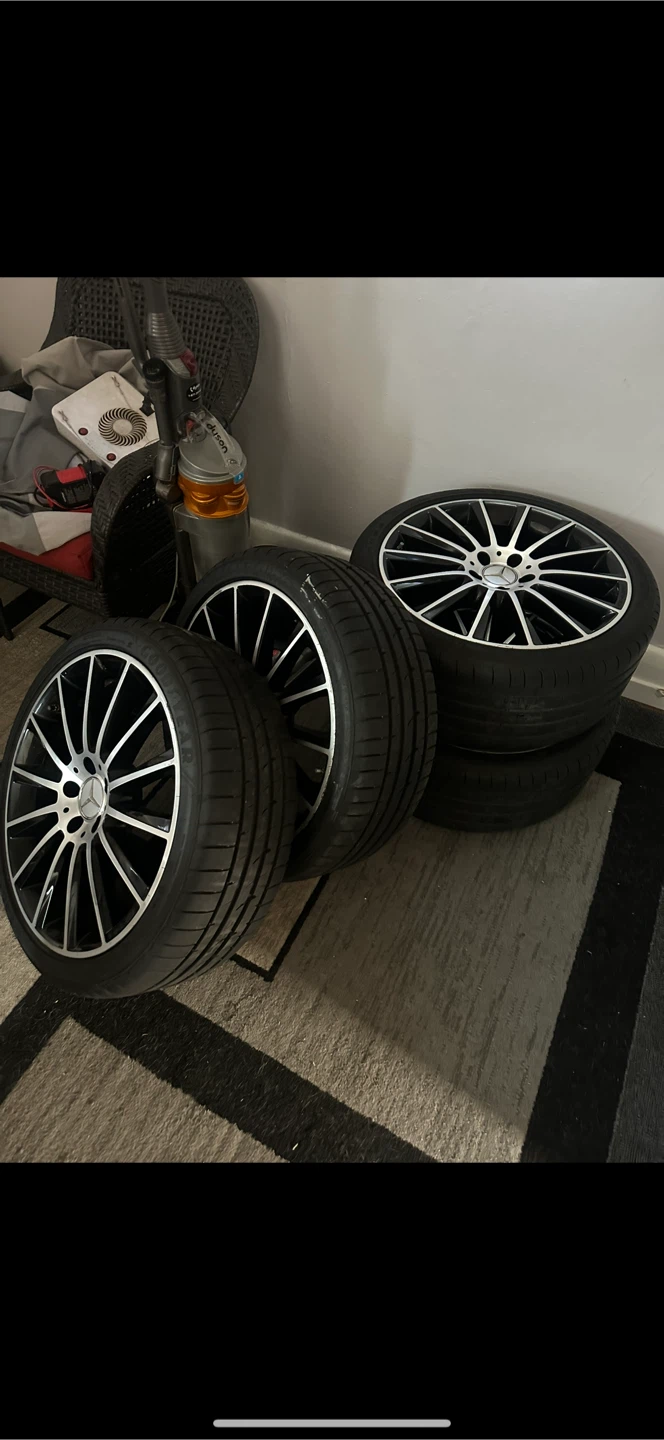 Set of 4 Mercedes-Benz Alloy rim