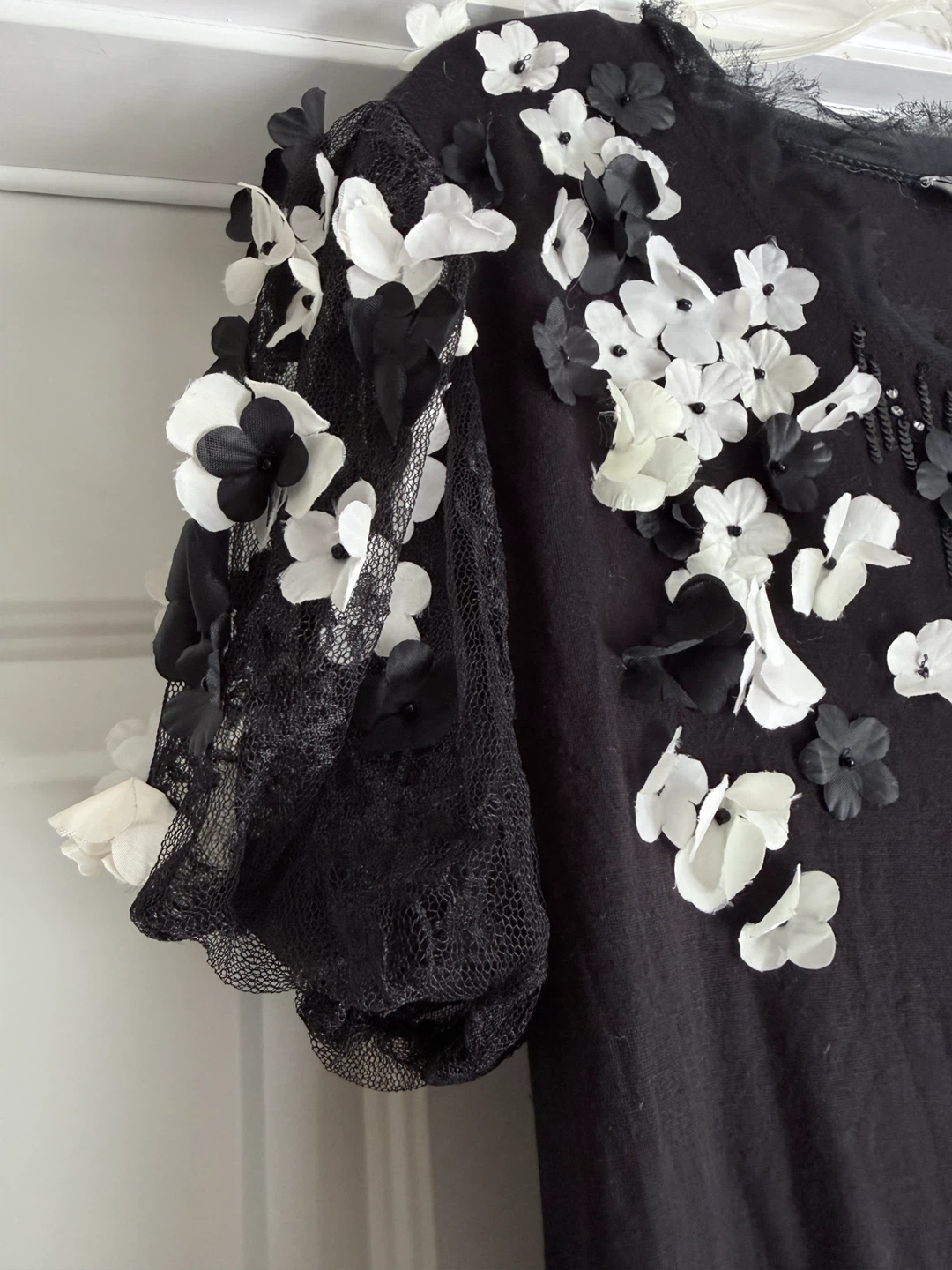 VALENTINO T-Shirt Couture Black Embellished Size Medium - photo 4