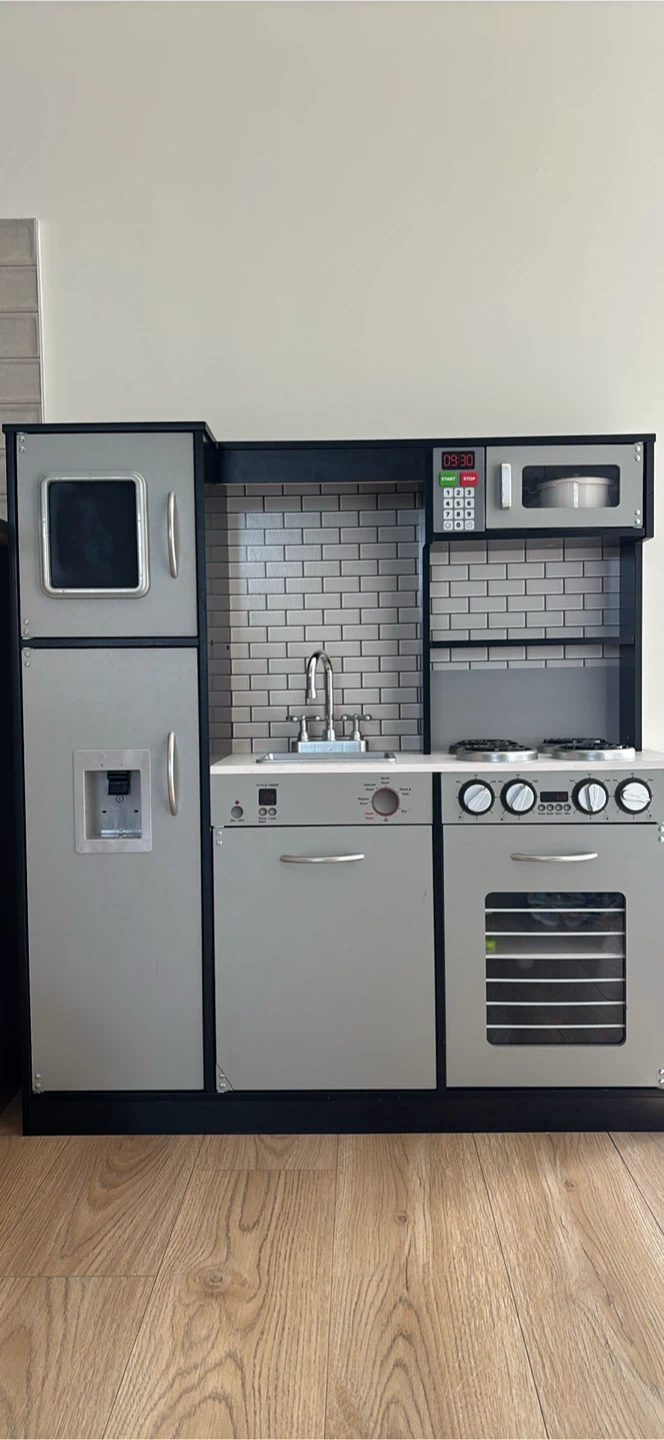 Kids' Play Kitchen Set with Microwave and Oven