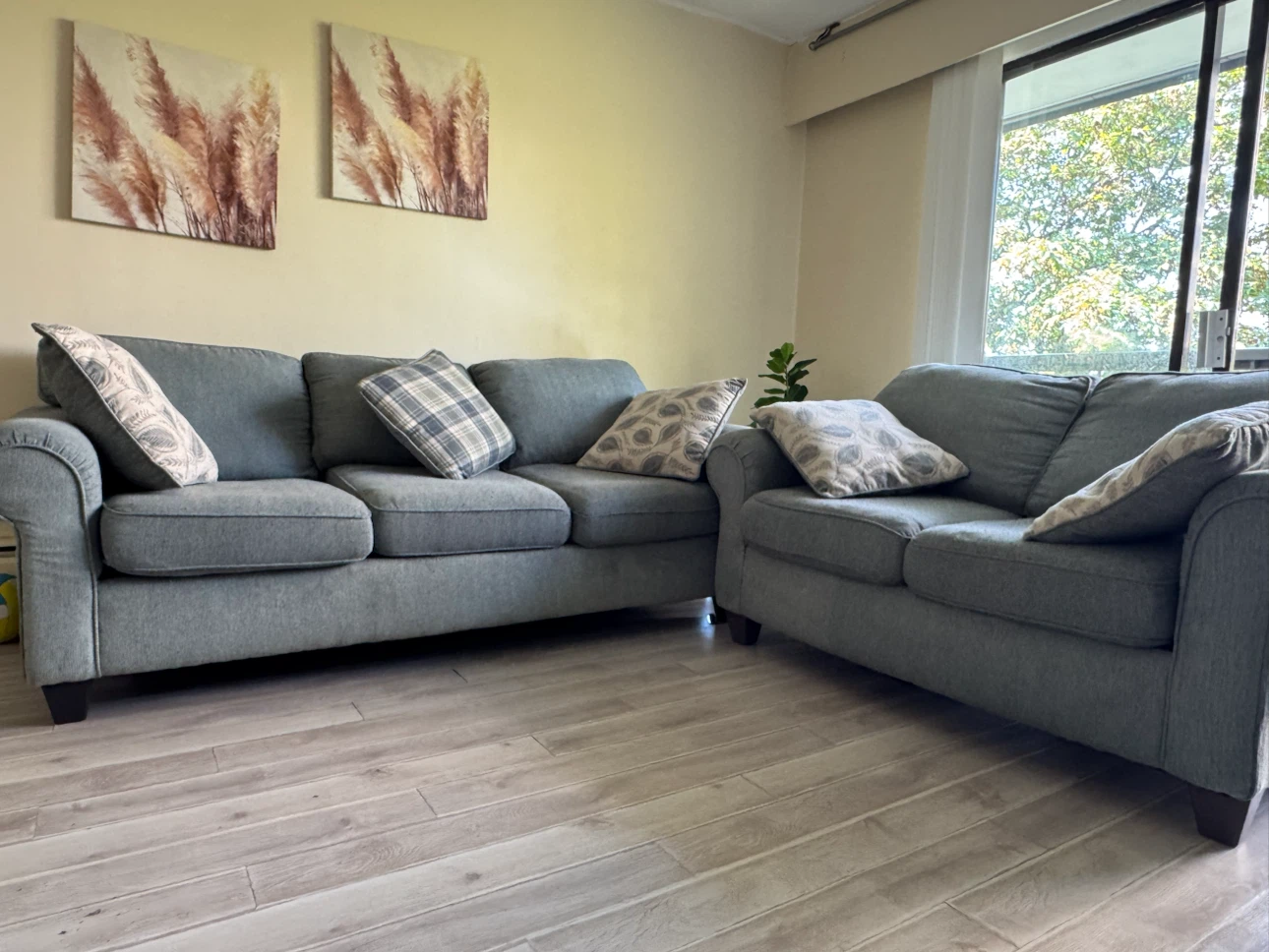 Sectional sofa - photo 4