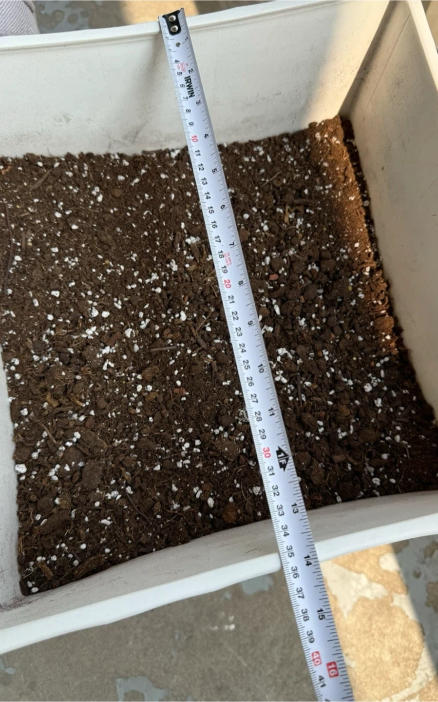 White Geometric Planter Pot - photo 3