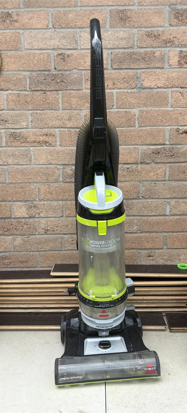 Bissell PowerGroom Swivel Rewind Pet Vacuum
