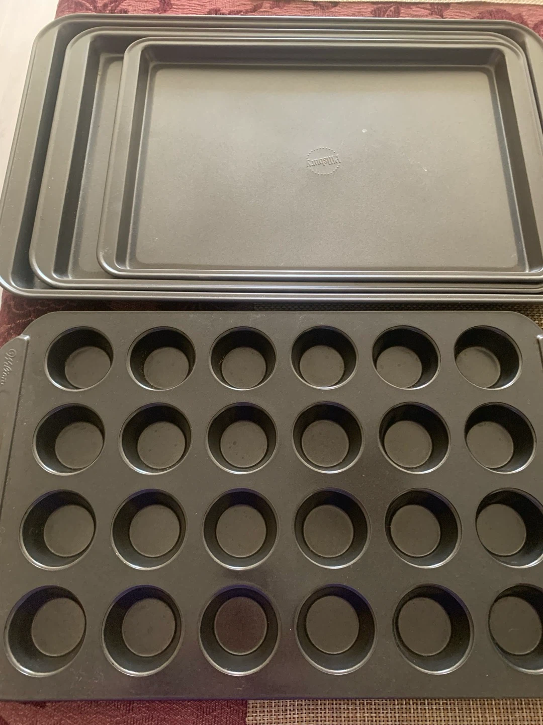 Pillsbury Baking Tray and Muffin Pan Set