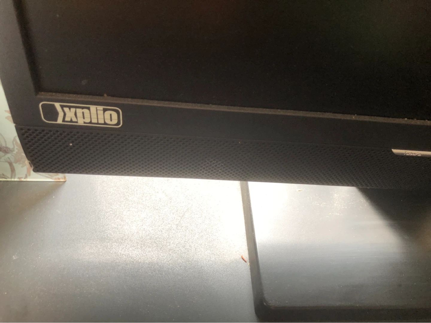 Xplio XP22WD LCD Monitor - photo 2