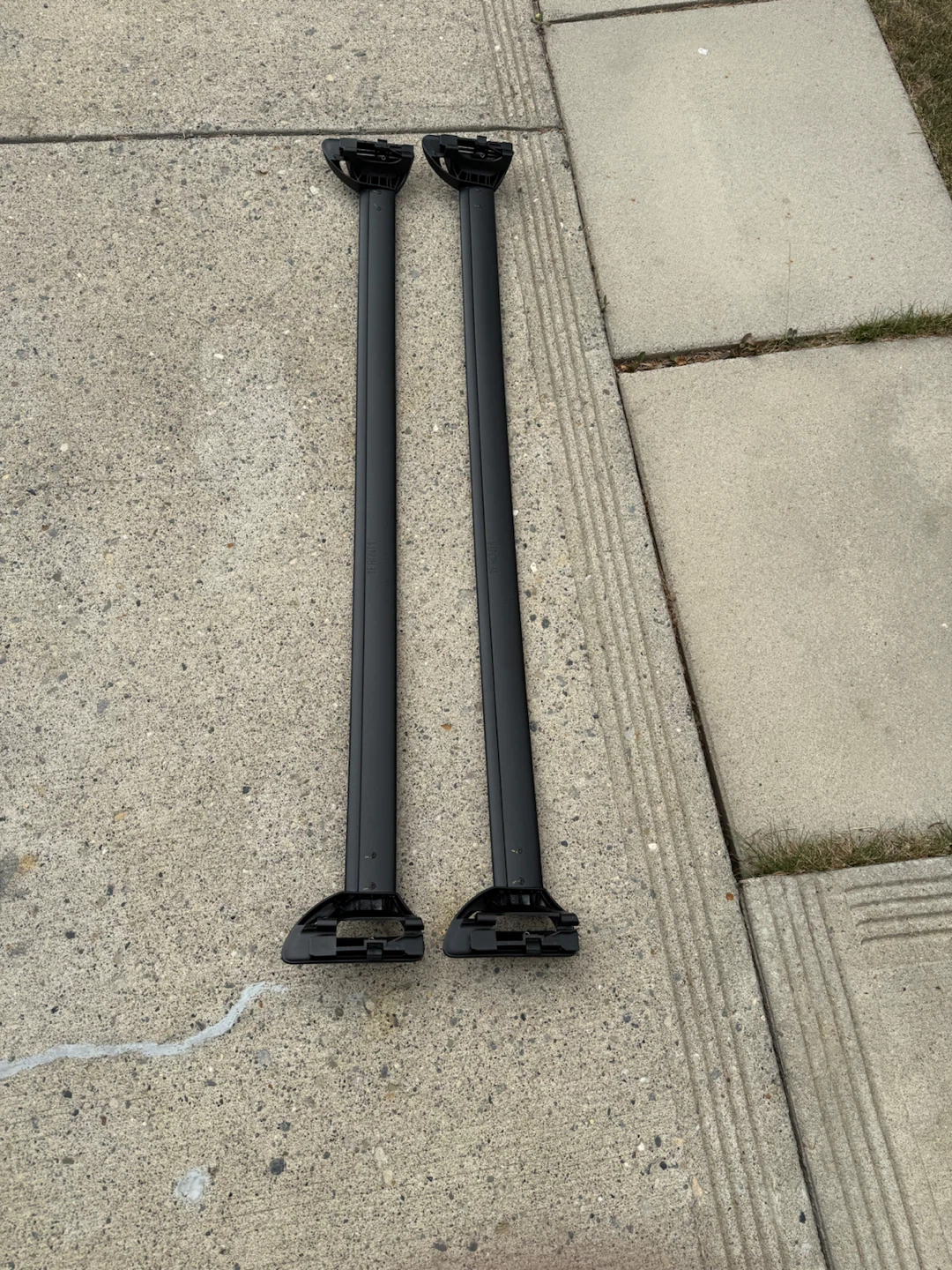 GM/CHEVY AVALANCHE ROOF RACK CROSS BAR - photo 4
