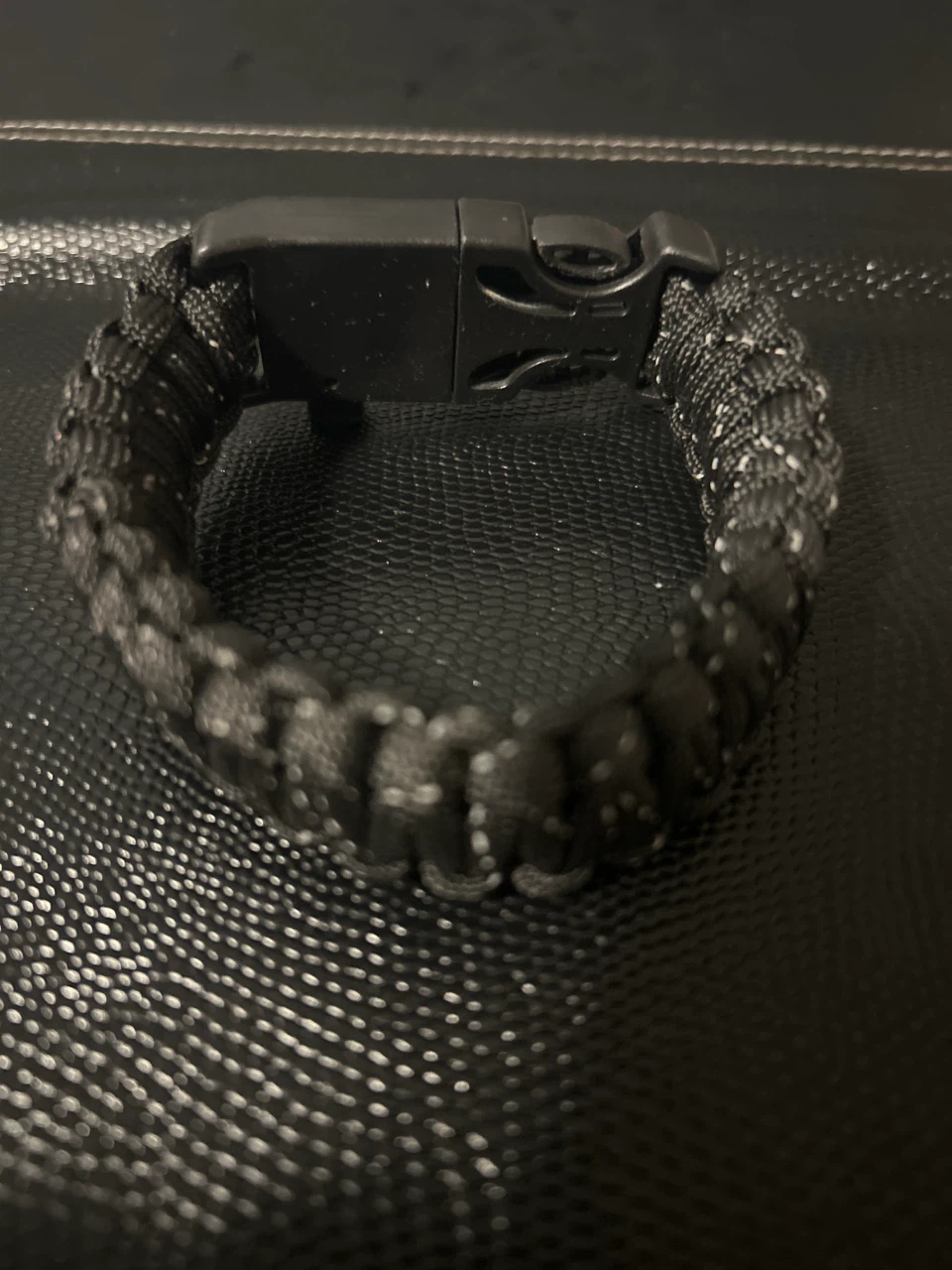 Black Paracord Survival Bracelet with Compass - photo 2
