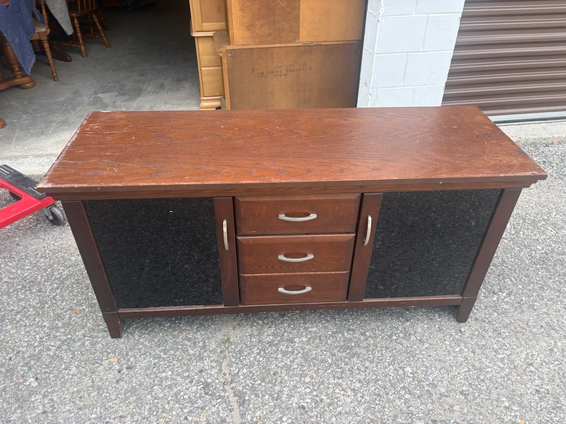 Free delivery used Wooden Media Console - photo 3