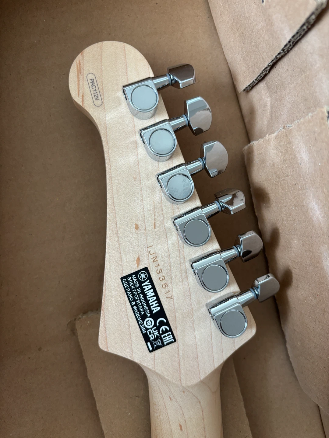 Yamaha Pacifica Electric Guitar PAC112V OVS - photo 3