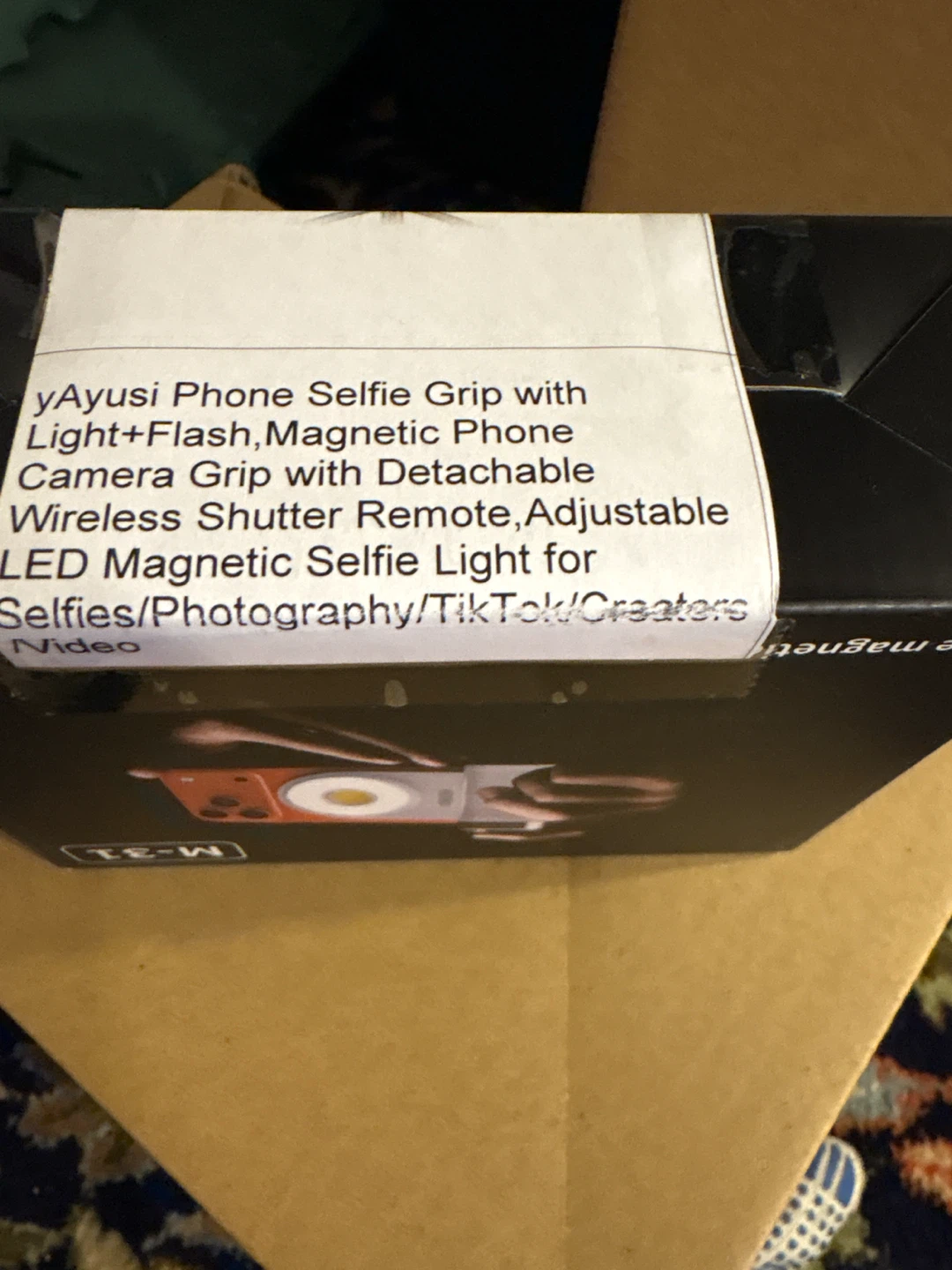 yAyusi Phone Selfie Grip with Light+Flash - photo 2