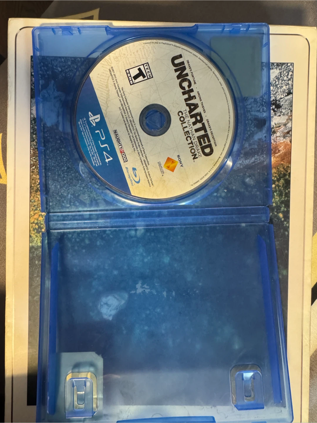PS4 Controller + 3 Games - photo 3