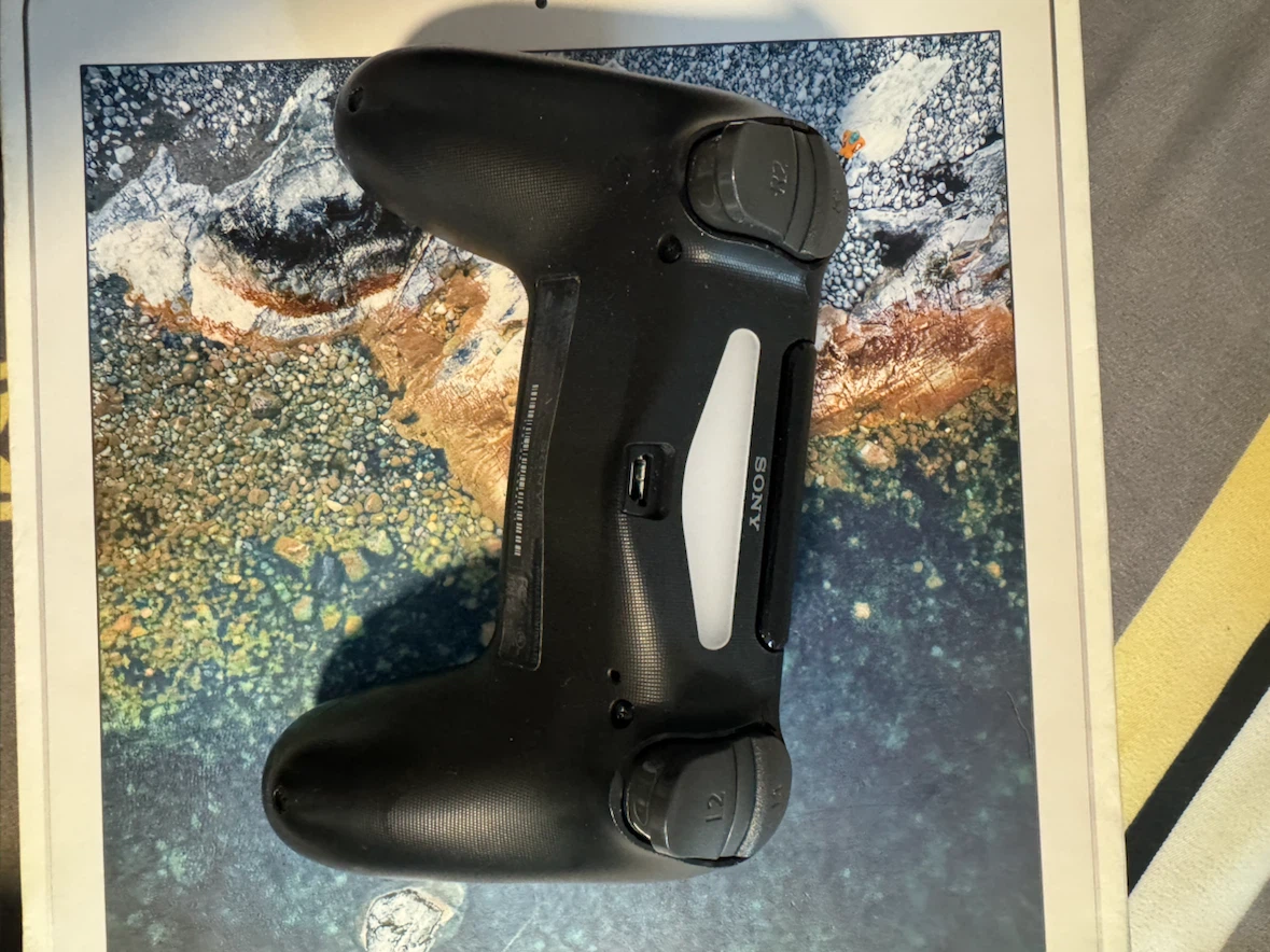 PS4 Controller + 3 Games - photo 5