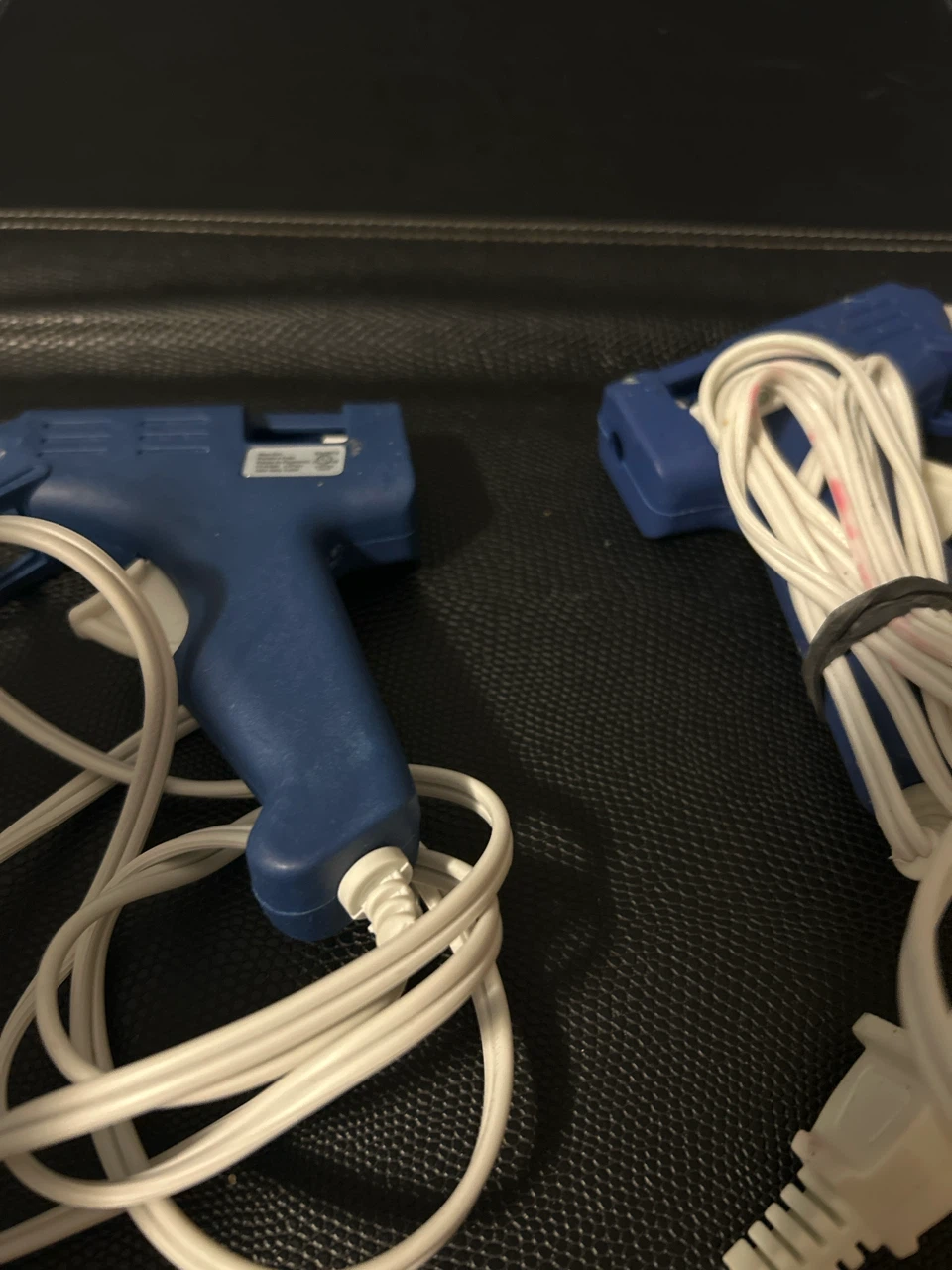2 Blue Calvin Hot Glue Guns - photo 2