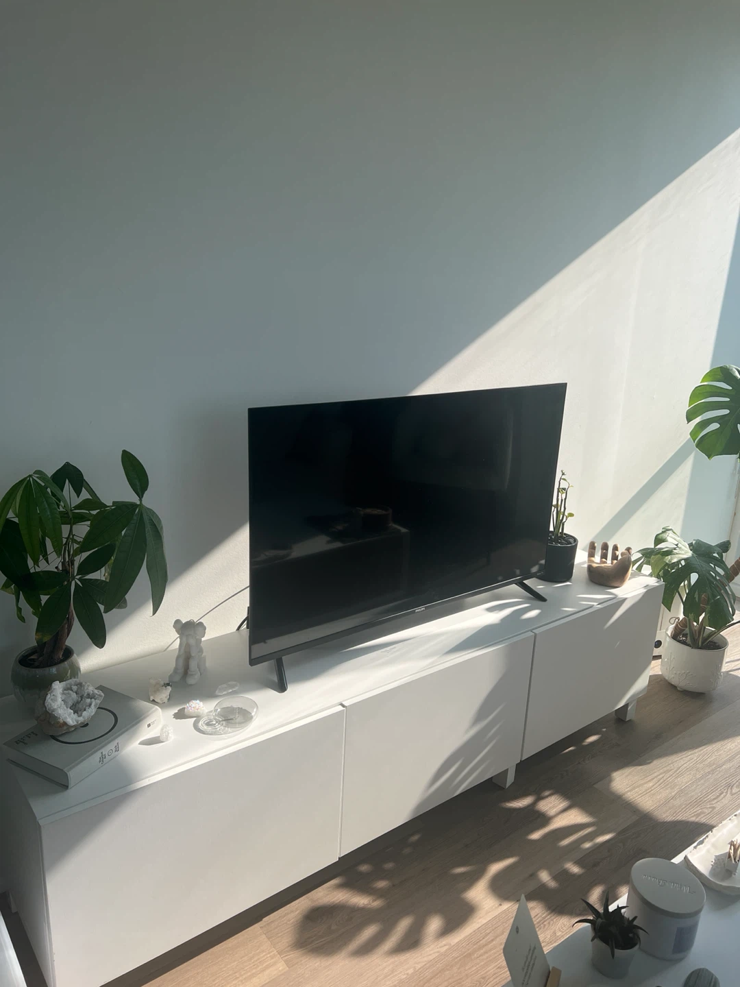 Philips Flat 43 inch Screen Smart TV - photo 2