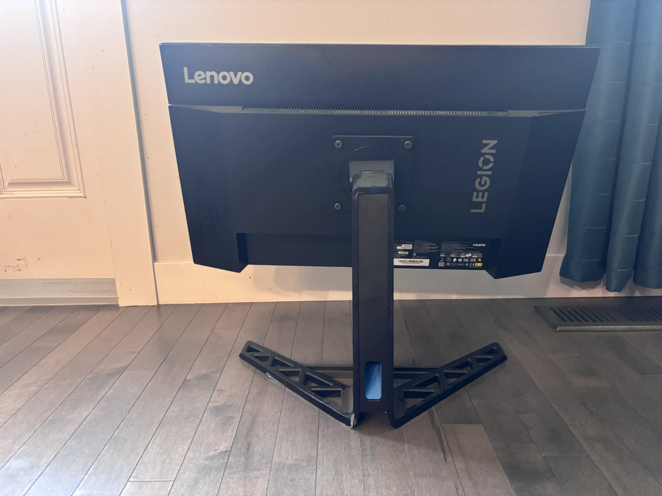 Lenovo Legion 27 inch 1440p IPS Gaming Monitor - photo 3