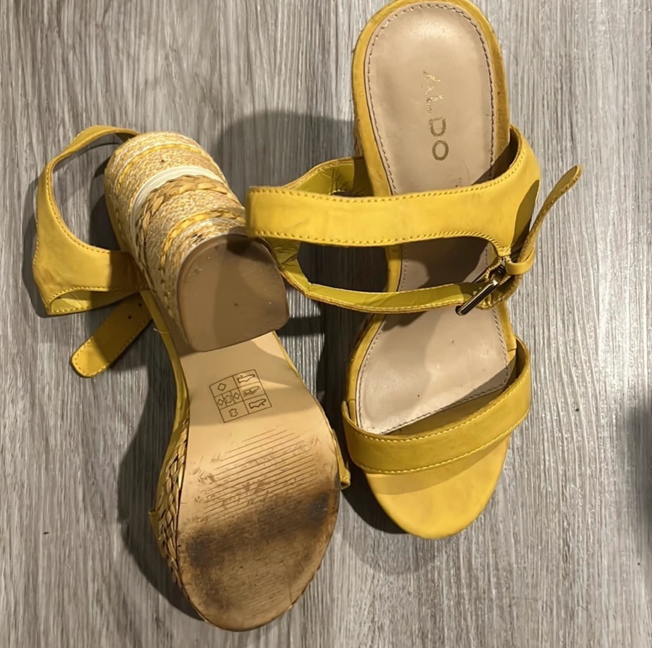 ALDO Yellow Wedge Sandals Women's Size 8 - photo 2