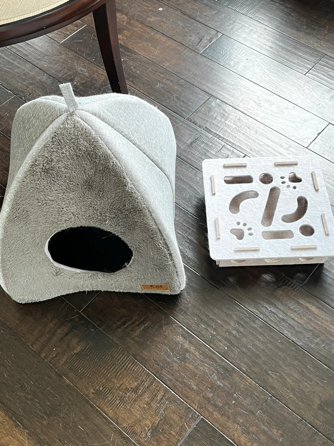 Grey Cat Cave and Puzzle Toy