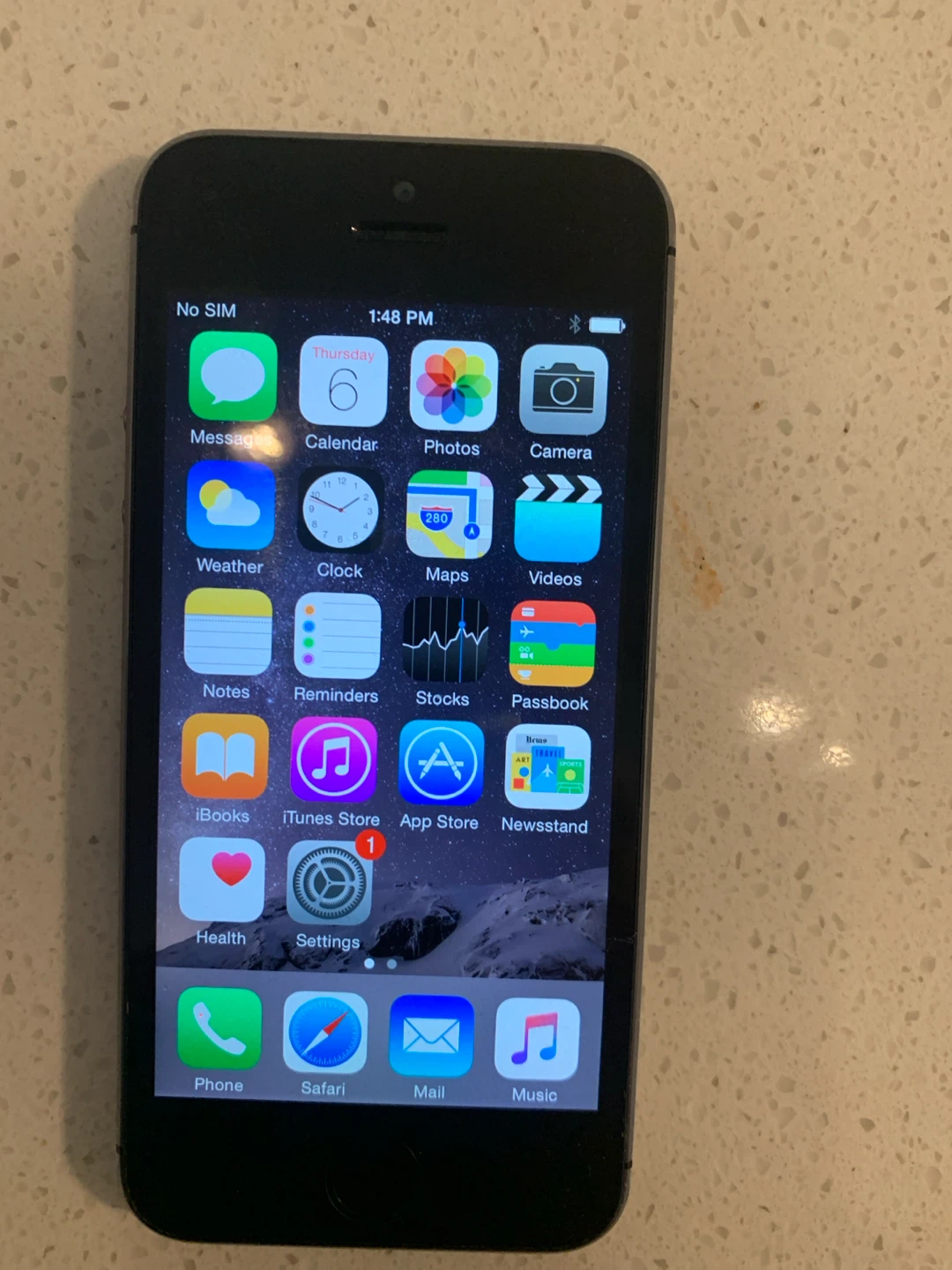 Apple iPhone 5s - Space Grey