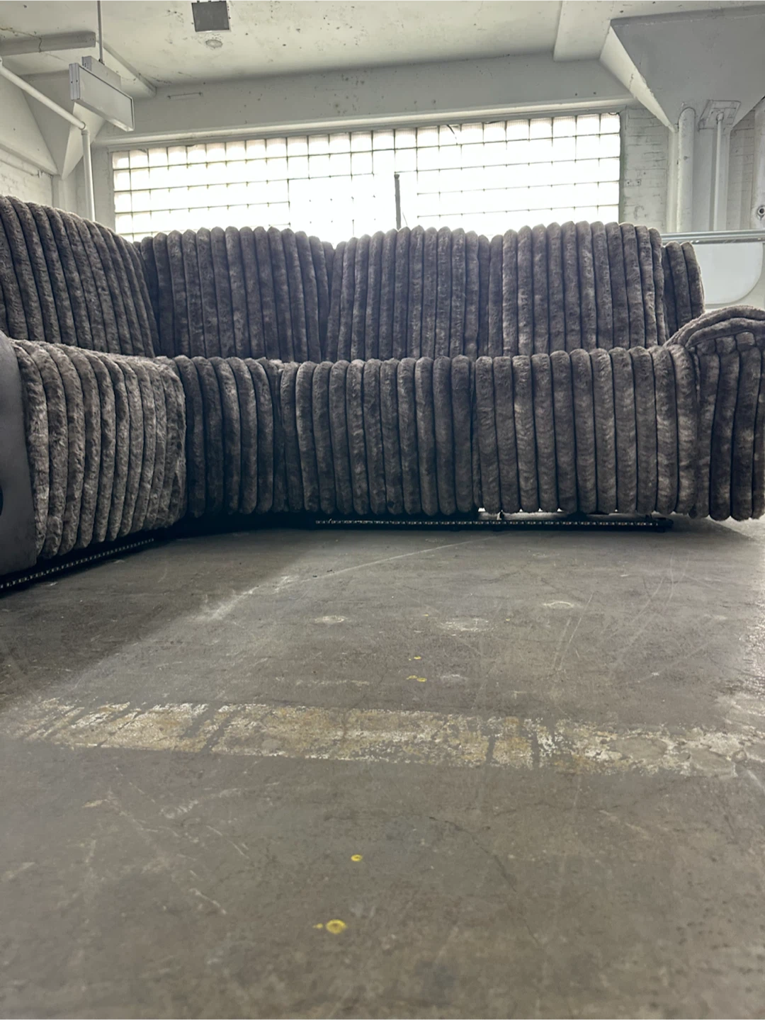 Sectional Sofa with Cup Holders - photo 3