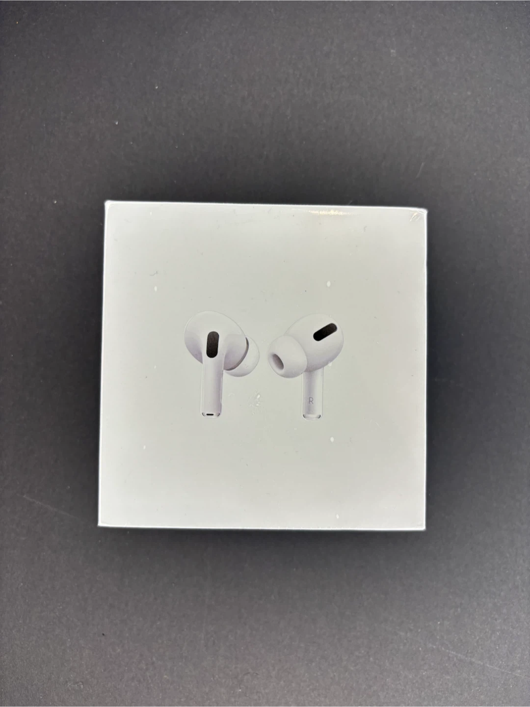 Apple AirPods Pro (1st Gen) with MagSafe Charging Case