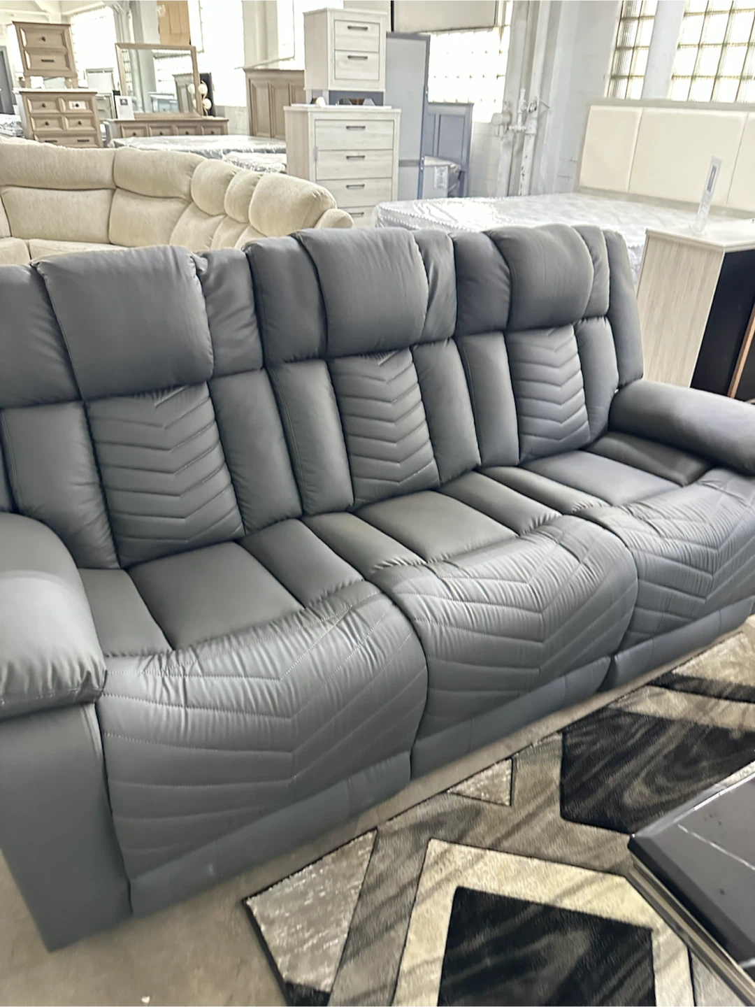 Grey sofa and loveseat - photo 2
