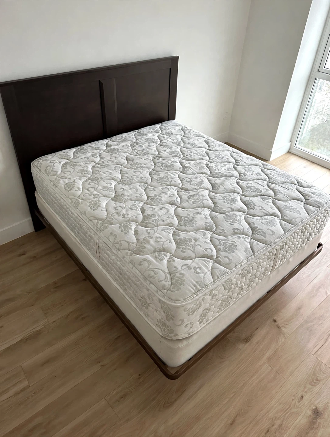 Solid Dark brown Queen Bed Set – Complete with Mattress