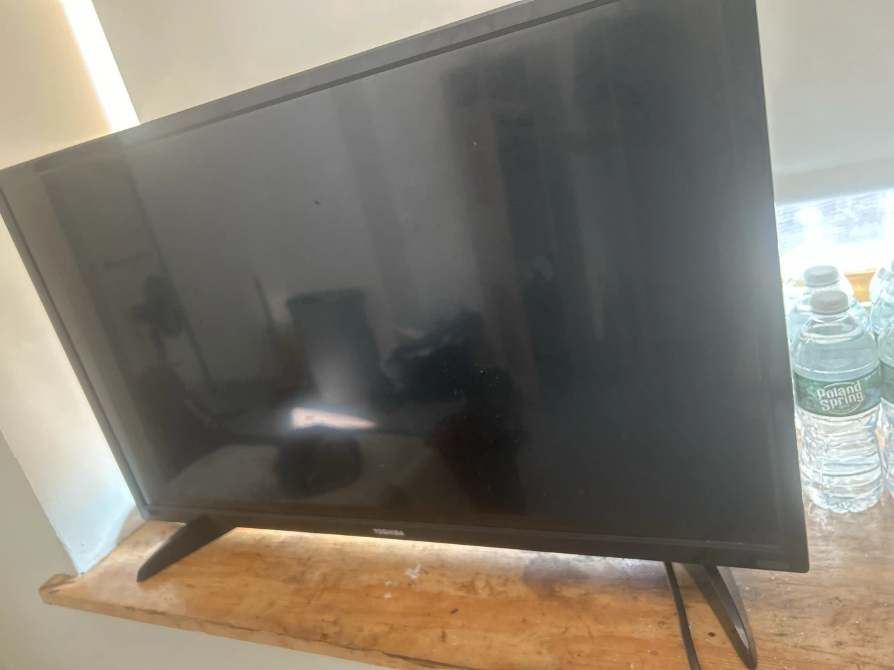 Toshiba Flat Screen TV - photo 3