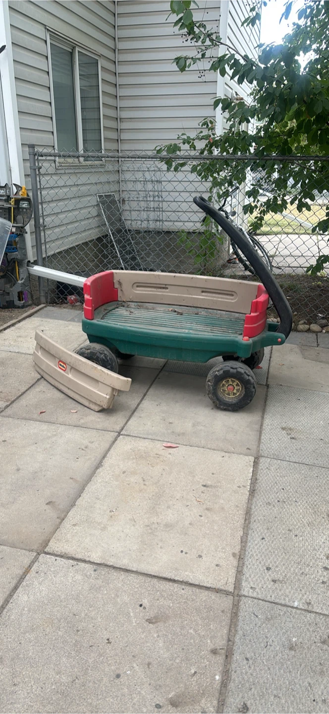 Little Tikes Wagon