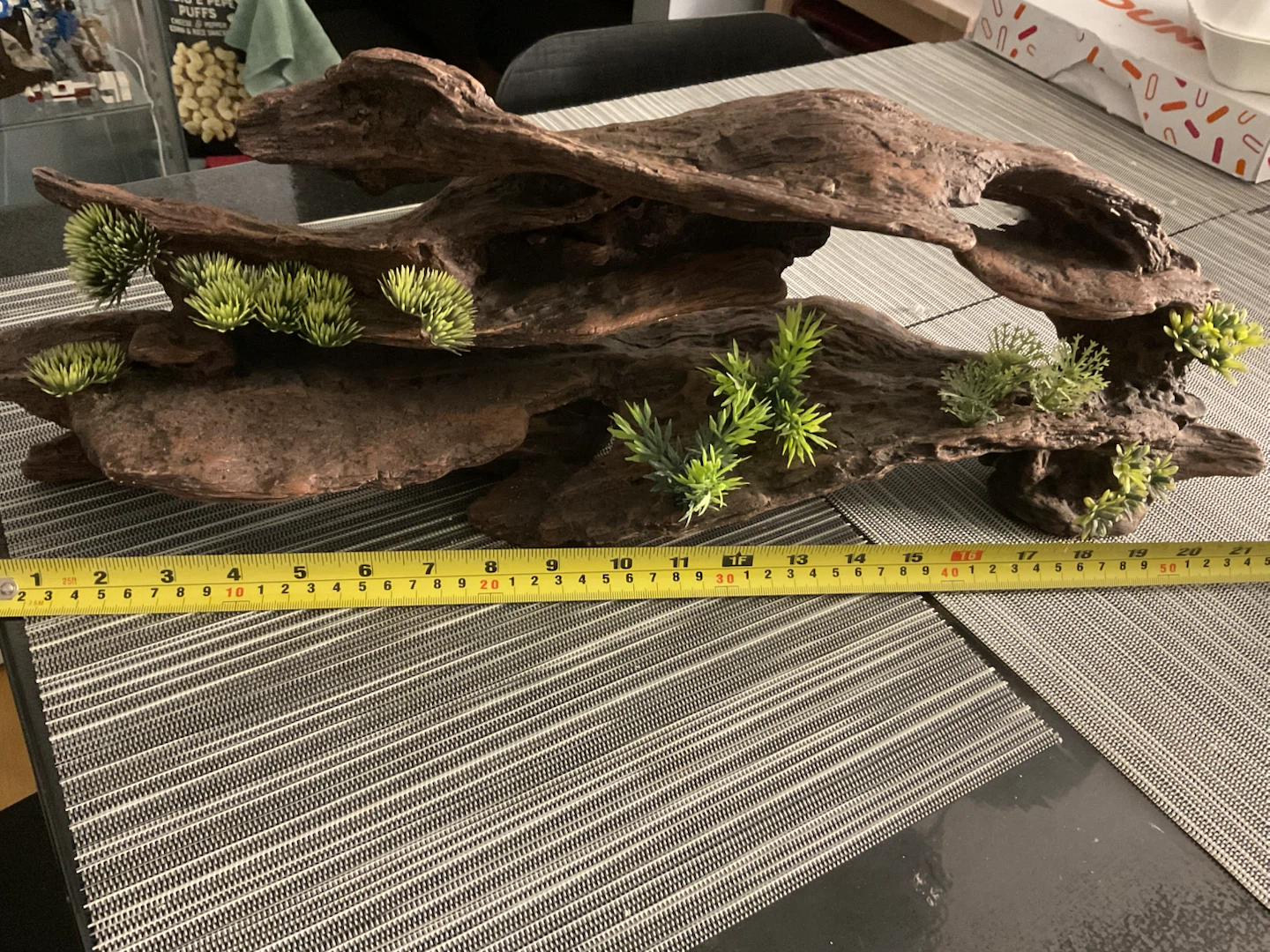 Aquarium Driftwood Decoration with Artificial Plants