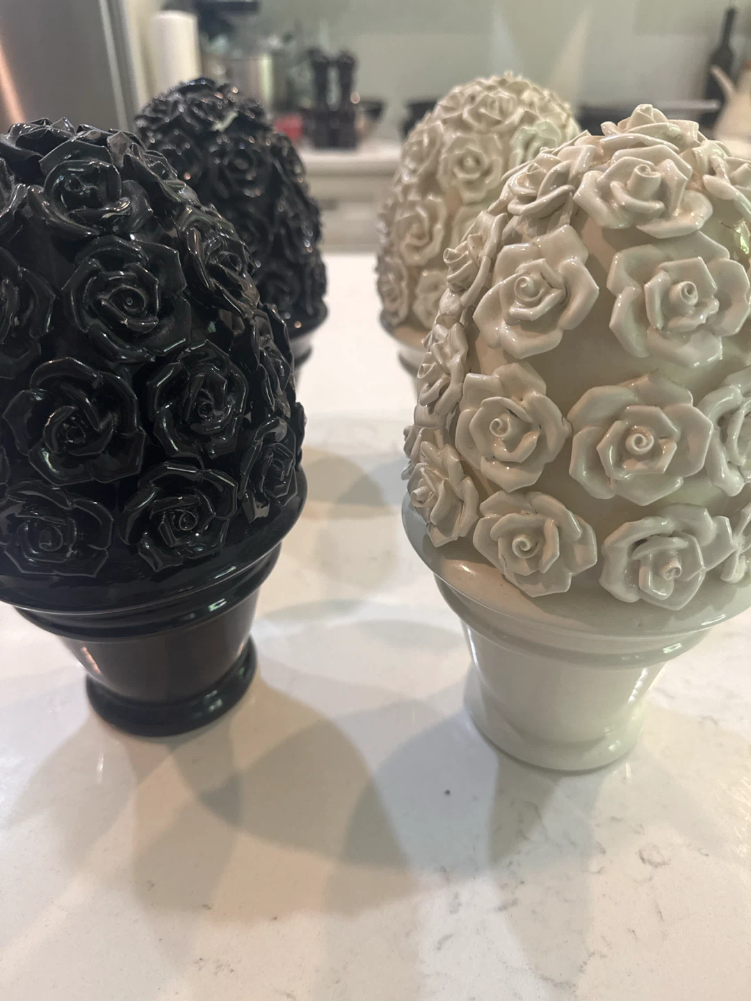 Ceramic Rose Topiaries – Set of 4 (2 Black + 2 White)