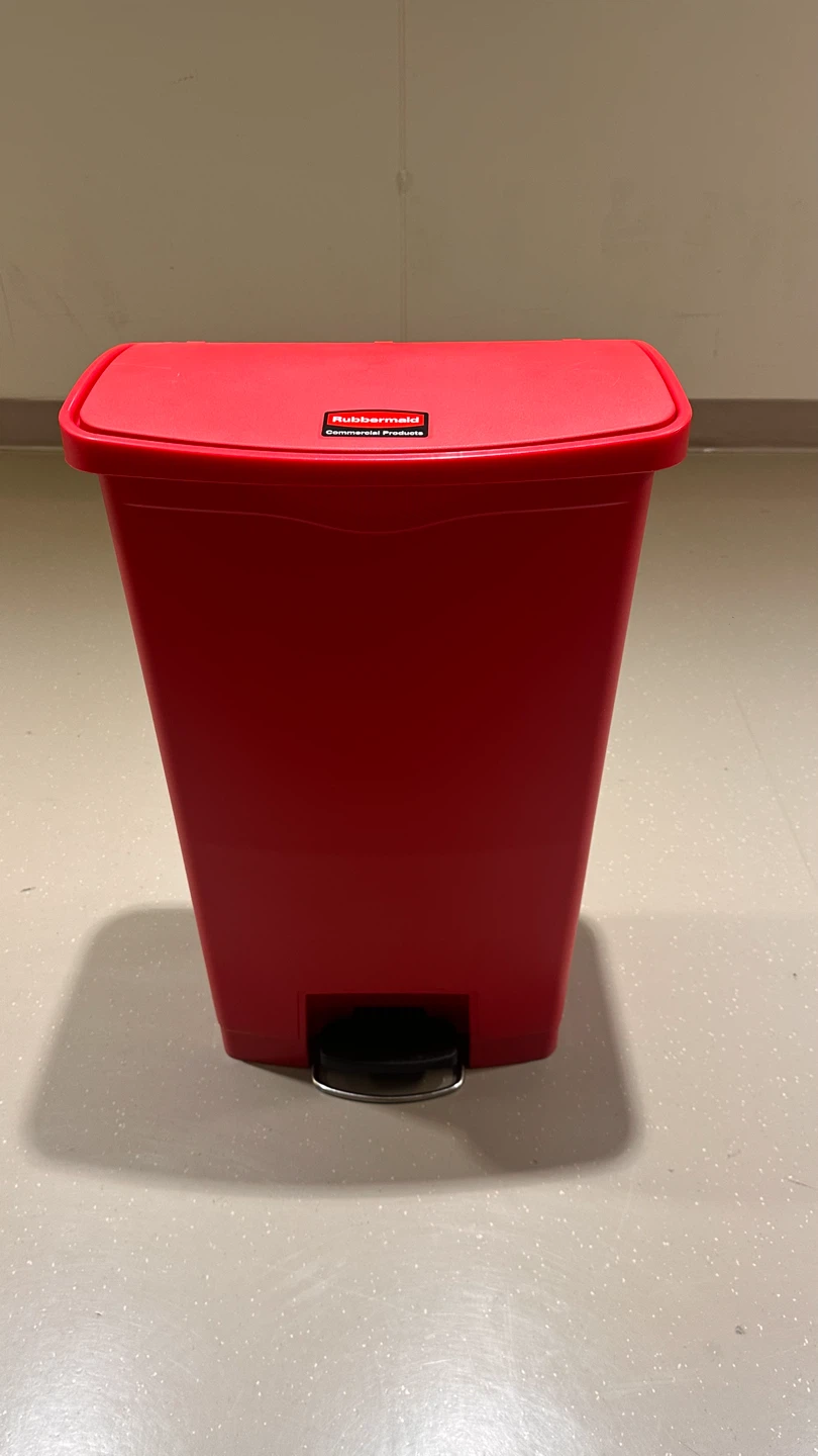 Rubbermaid Slim Jim Red Step-On Trash Can - photo 5