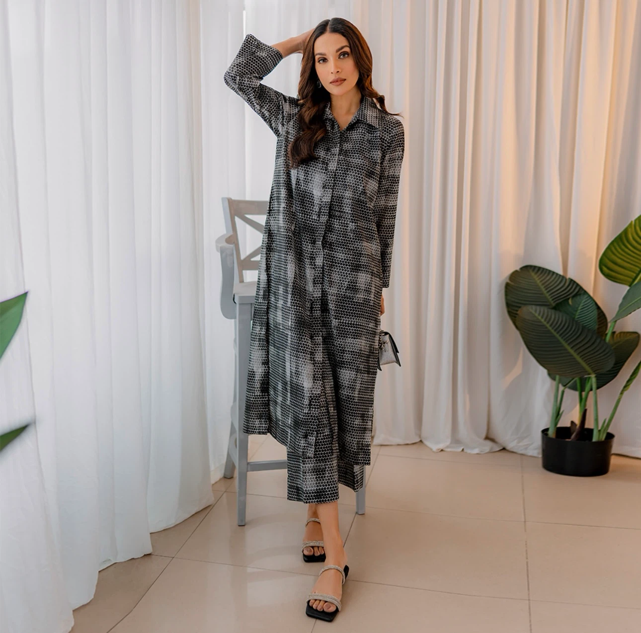 Women's Black & Grey grip silk Printed Button-Up Dress
