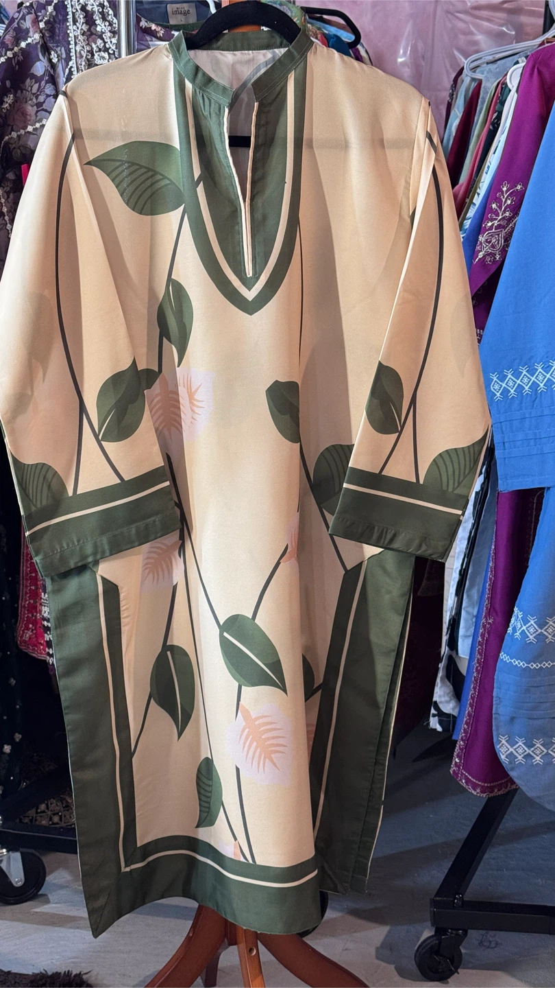Women's Beige and Green grip silk Floral Kurti with Pants - photo 4