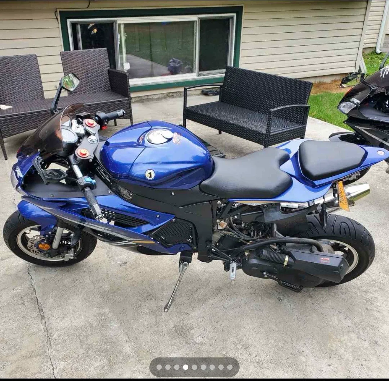 Blue Sport Scooter Motorcycle dong fang 2020
