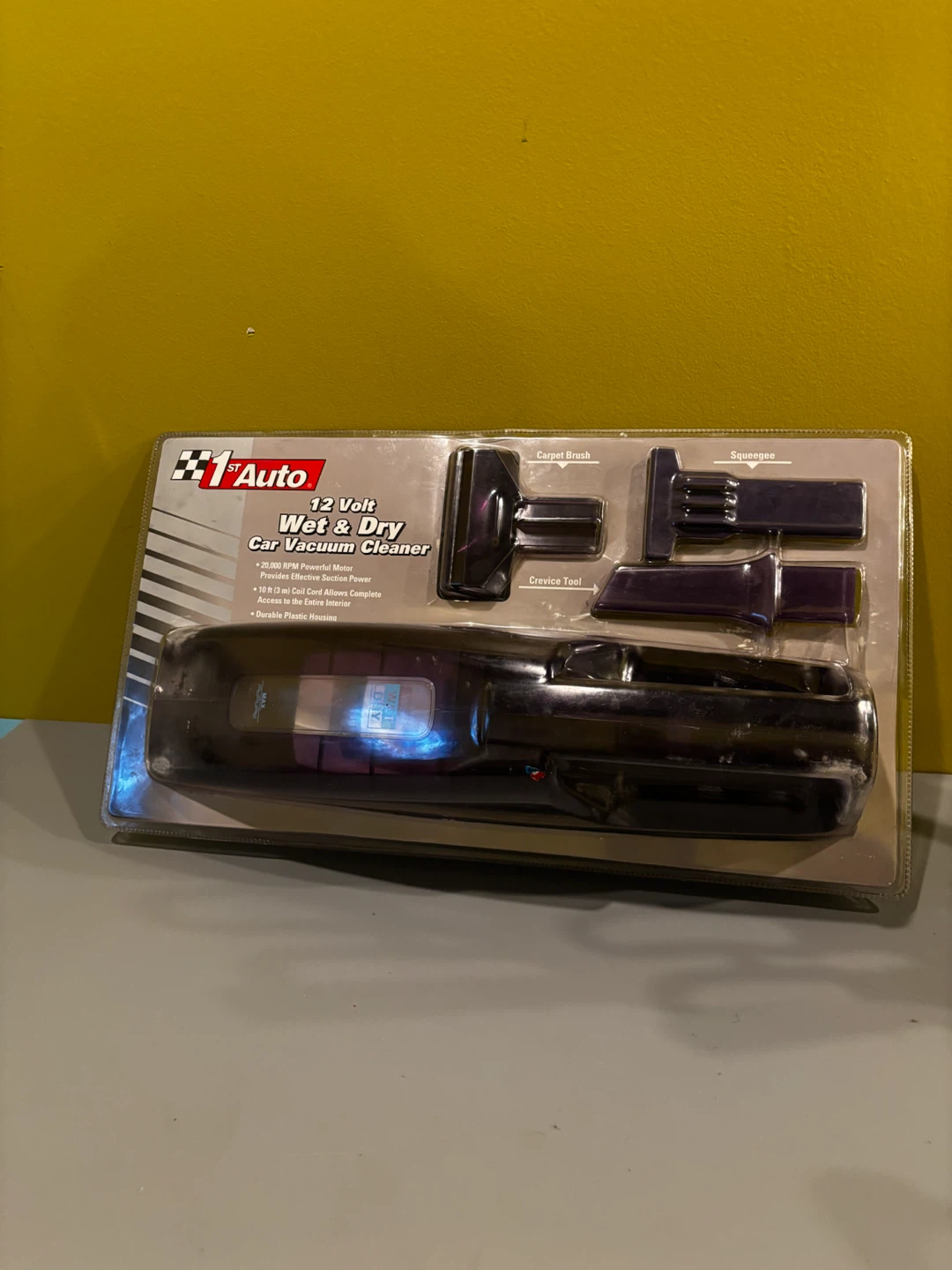 1st Auto 12 Volt Wet & Dry Car Vacuum Cleaner