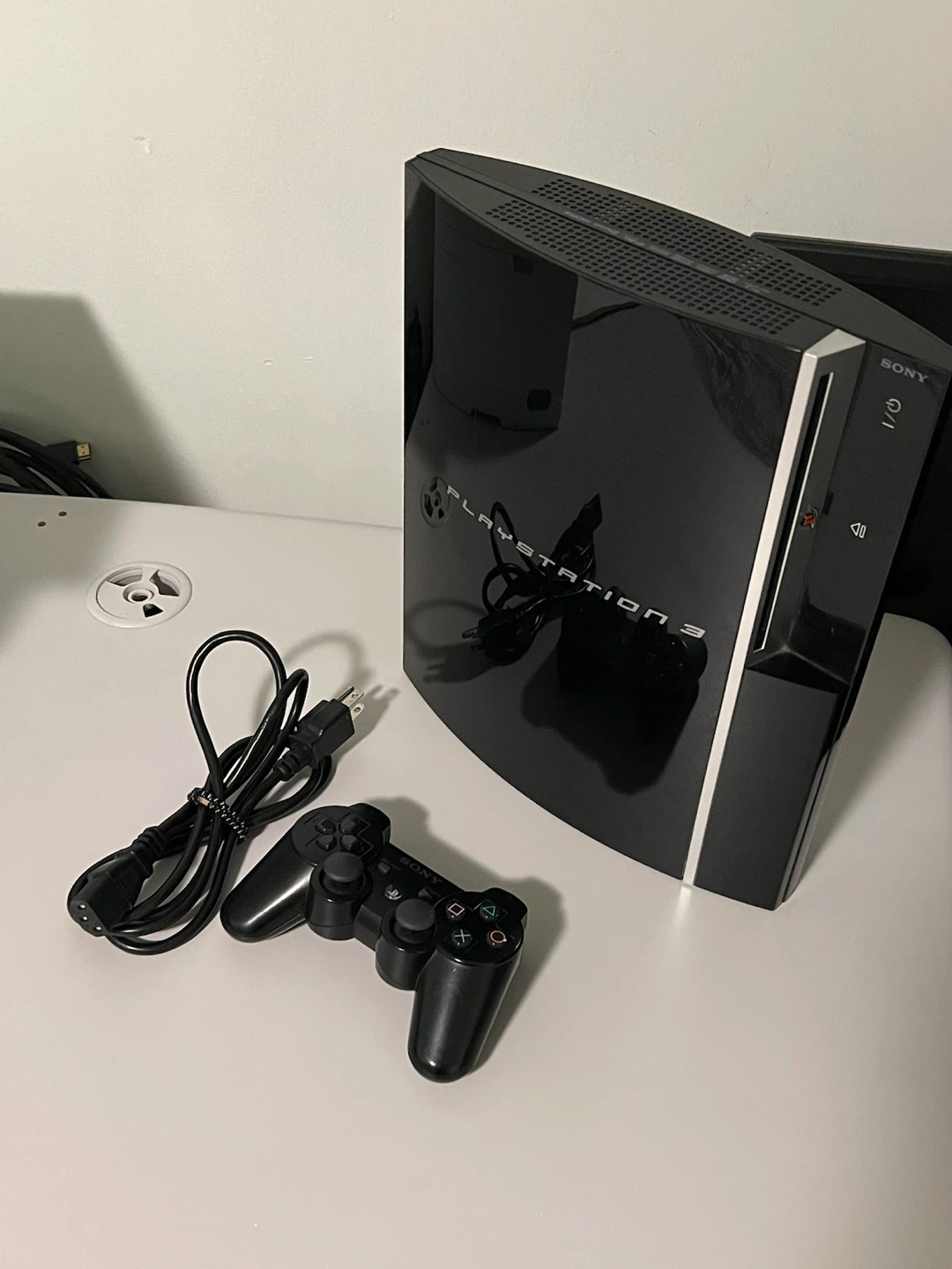 Sony PlayStation 3 (PS3) Console with Controller