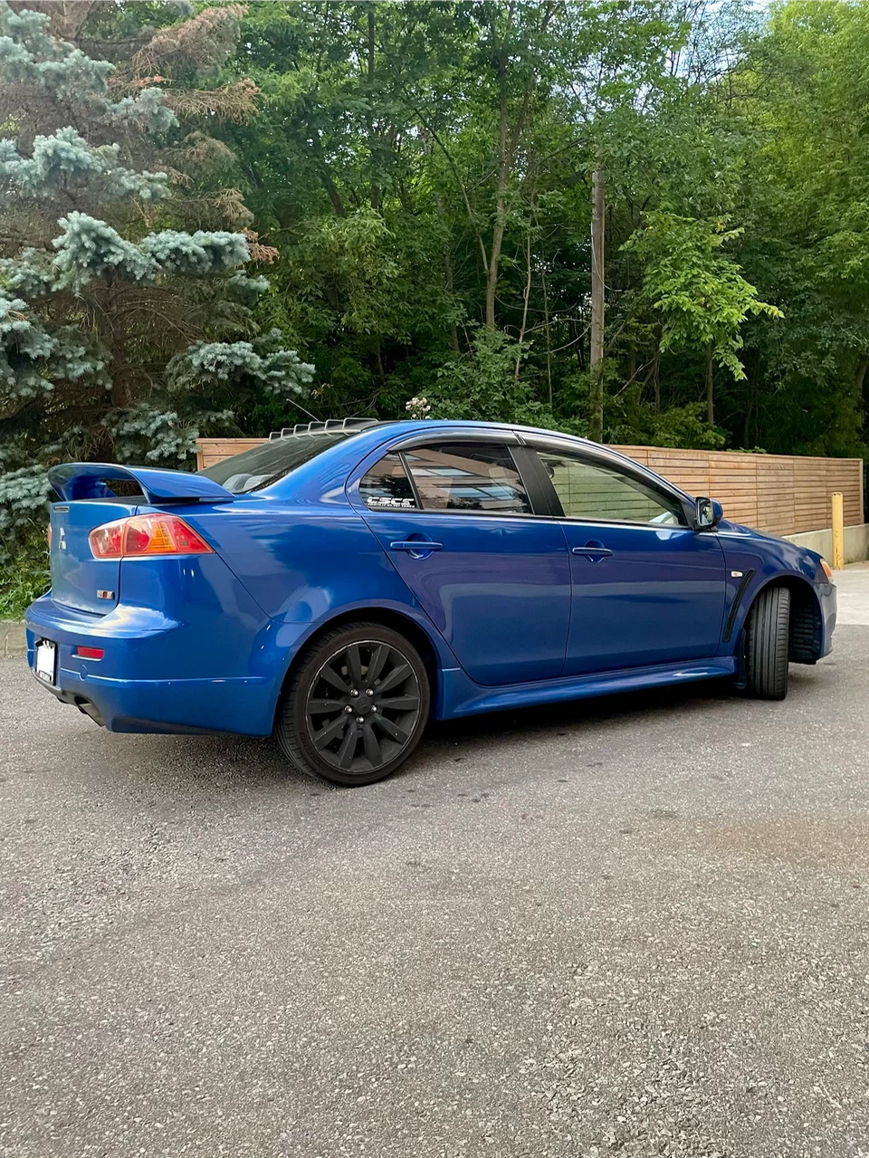 2011 Mitsubishi Lancer Ralliart - photo 3