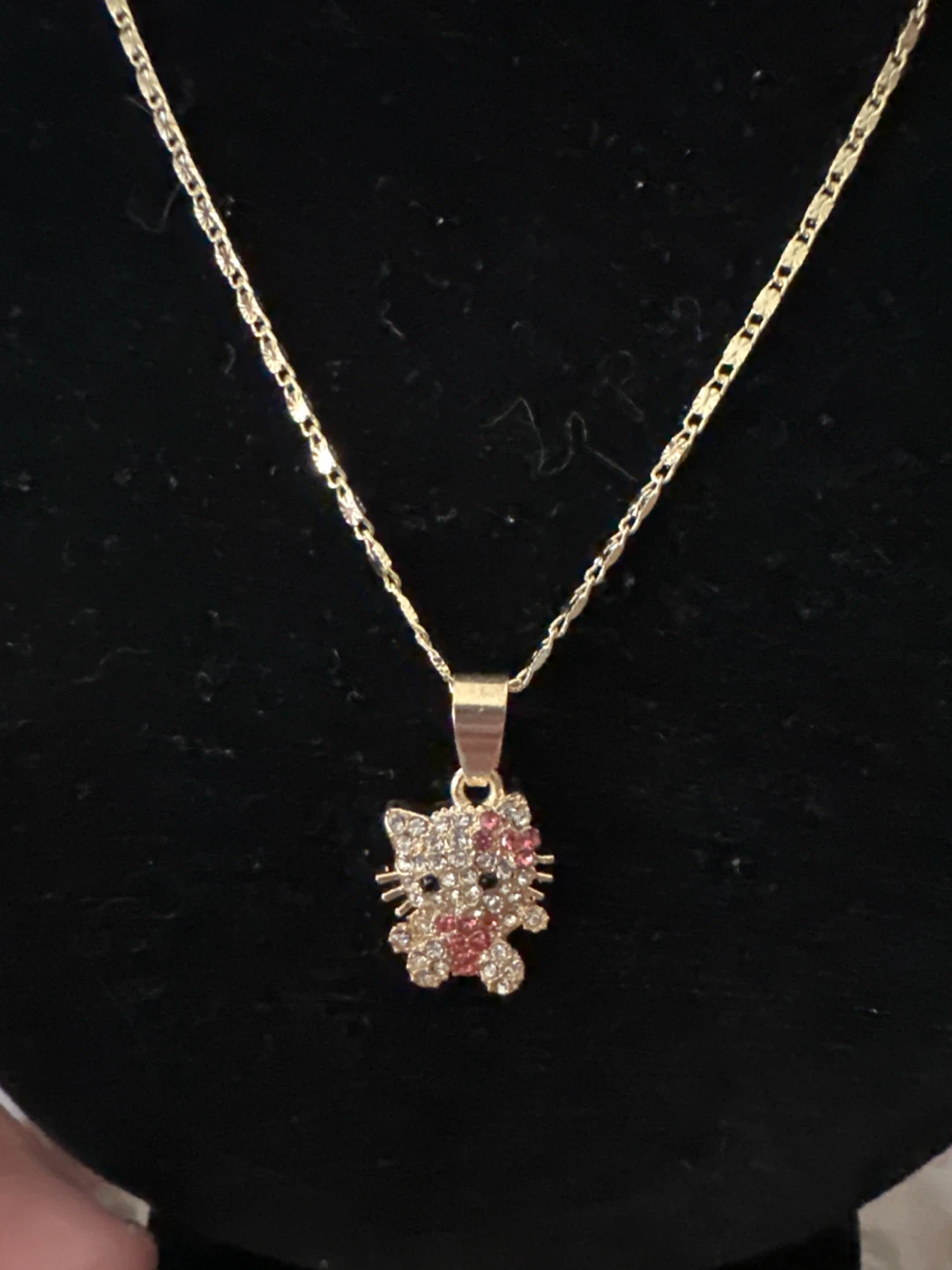 Hello Kitty Pendant Necklace - photo 2