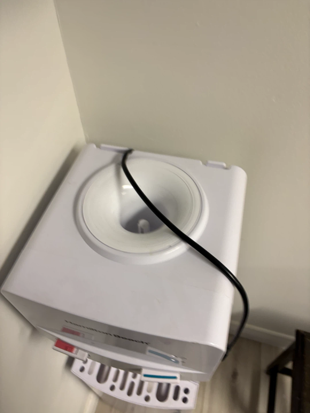 Hamilton Beach Water Cooler hot and cold Dispenser - photo 4